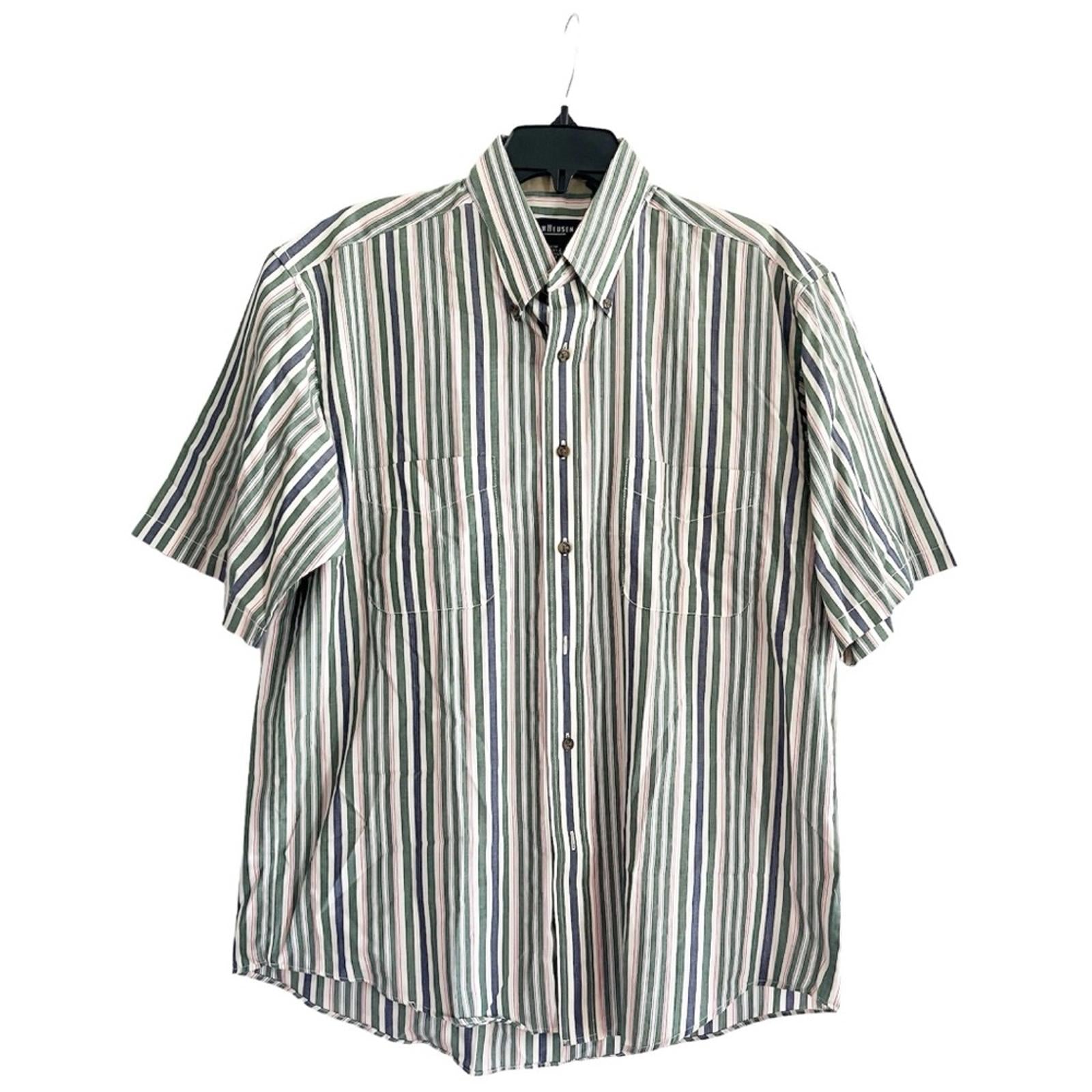 Van Heusen Wrinkle Free Casual Button Down Short Sleeve Shirt Size M (15-15.5)