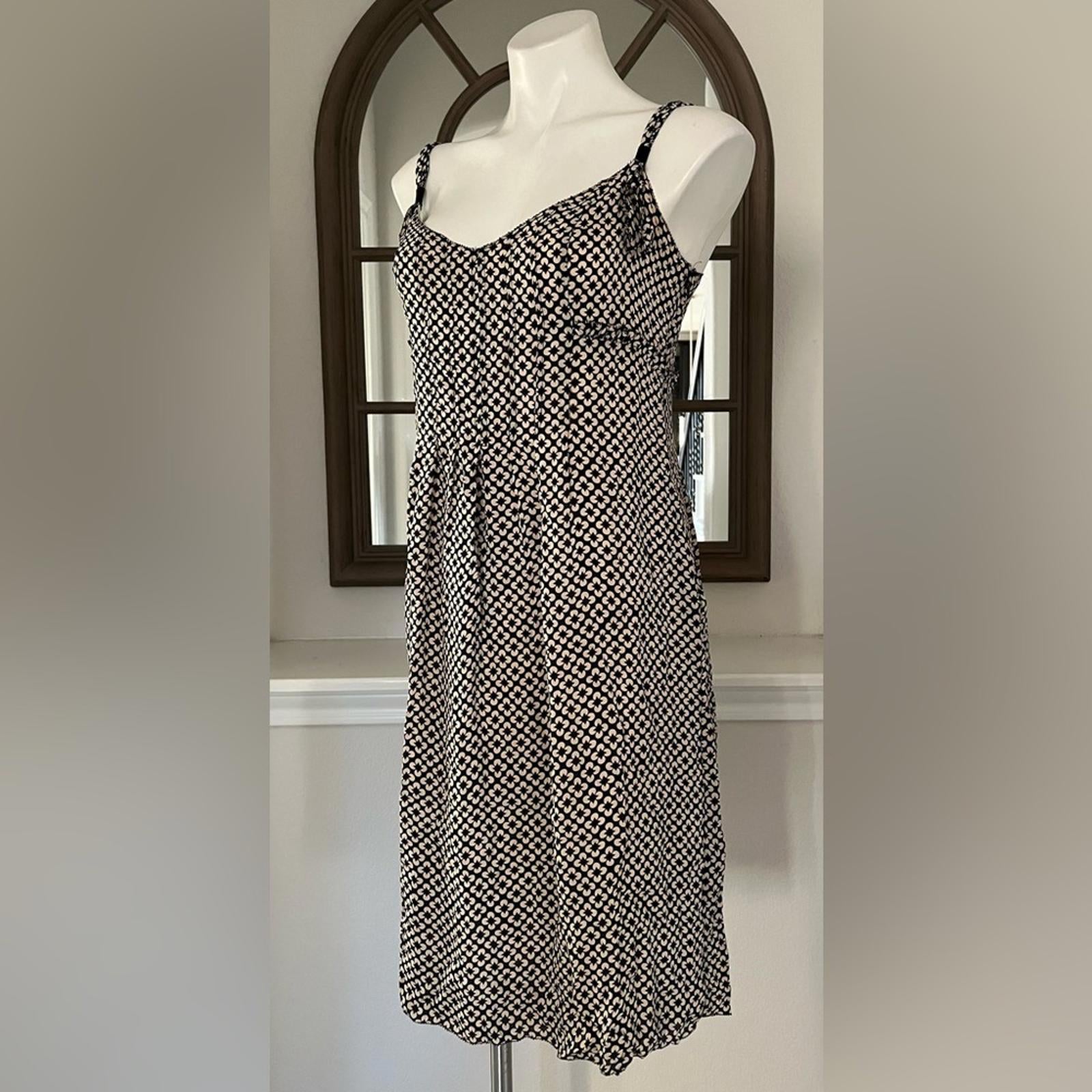 Tory Burch Midi Dress, Size 8 EXCELLENT!