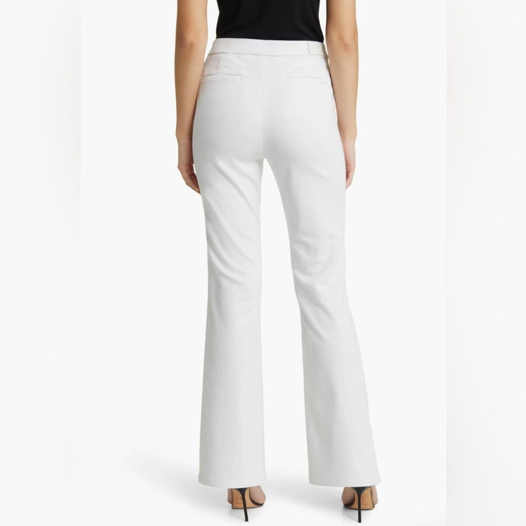 Anne Klein Pull-On High Waist Slim Flare Jeans in White, Size 2 New w/Tag $99