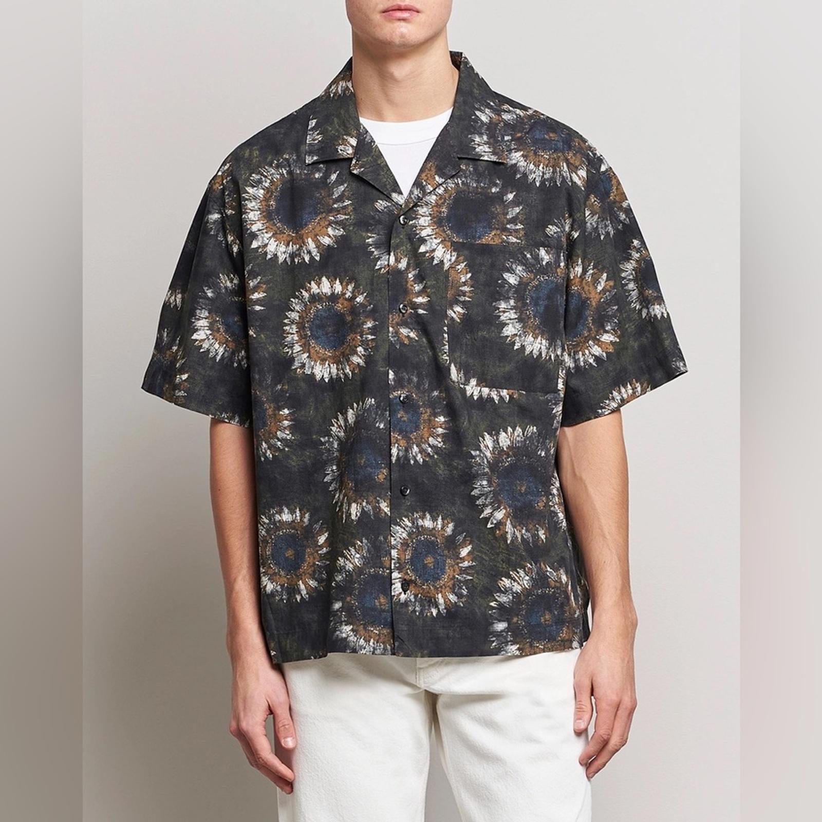 Hugo Men’s Egeeno Sunflower Camp Shirt in Green Multicolor, NWT, Size M
