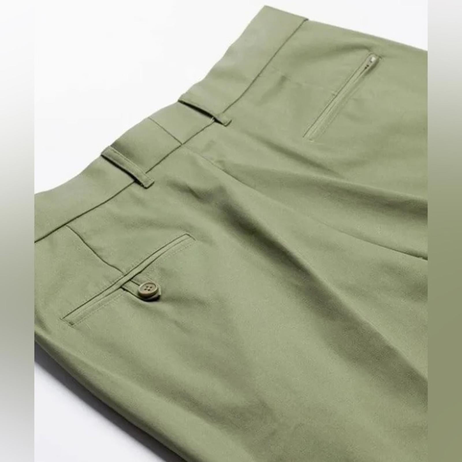 Peter Christian Green Flat Front Chinos, Size W34 X L31 New w/Tag