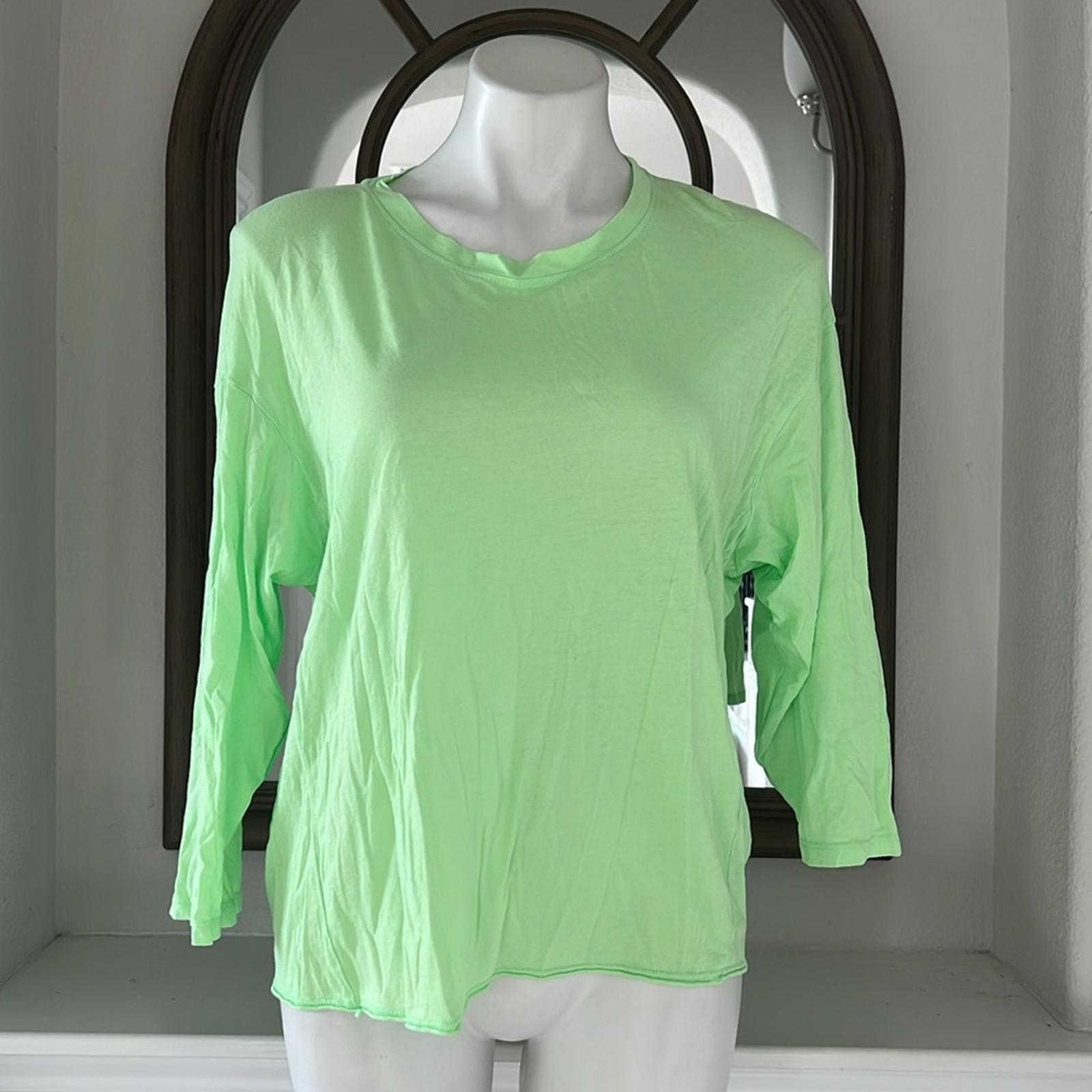 Sundry Athletic Crewneck T-Shirt in Green, Size 1/Small New w/Tag $82