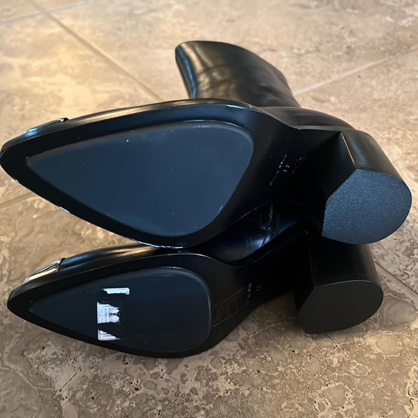Alexander McQueen Boxcar Calfskin Ankle Booties Black/Slvr Size 36 NWT +DustBag