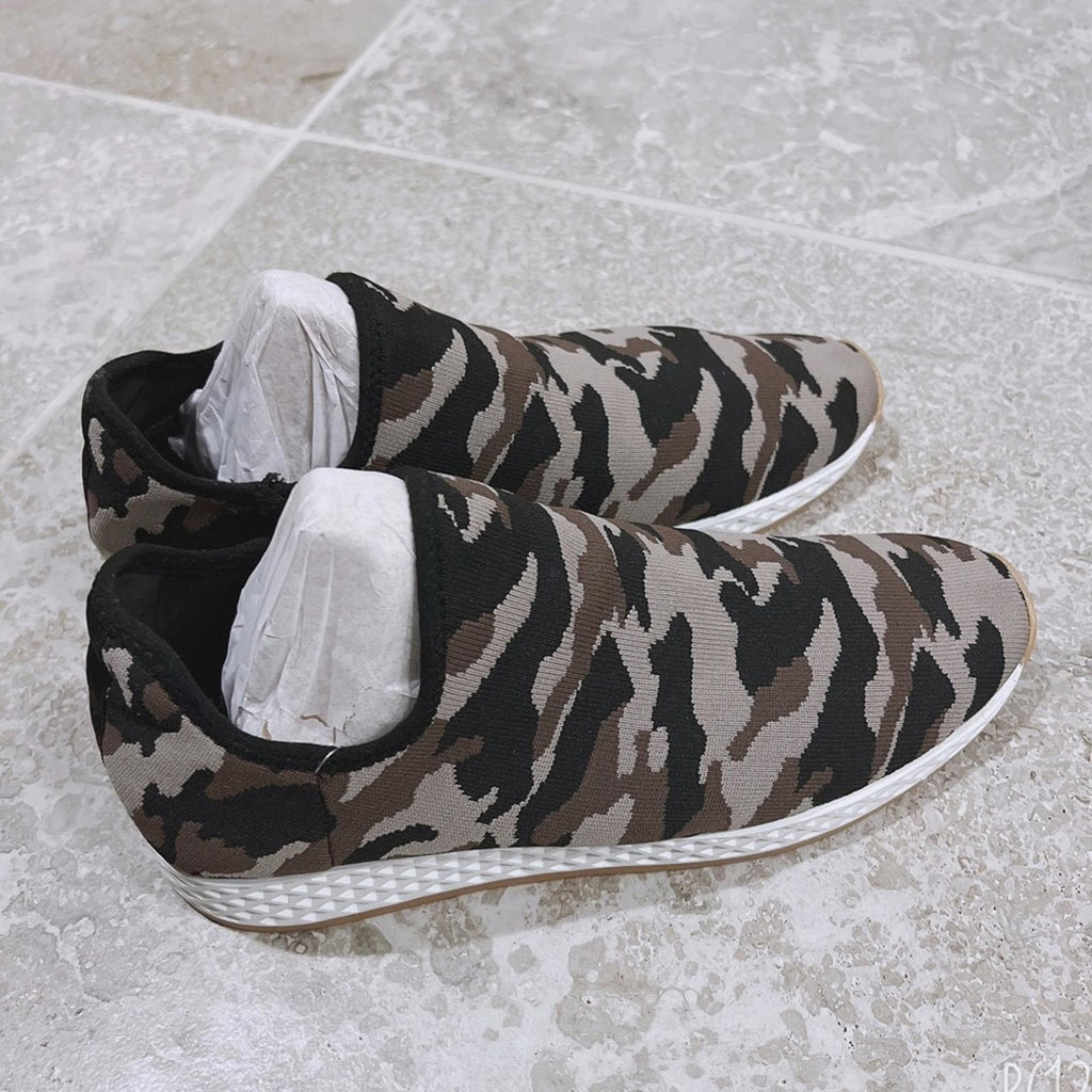 NEW J/Slides Urban Sports Sneakers in Tiger Knit, Size 10 New w/o Box