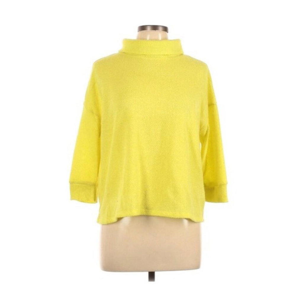 Lavish Turtleneck Sweater Pullover in Lemon Yellow, Size M NEW w/o Tag