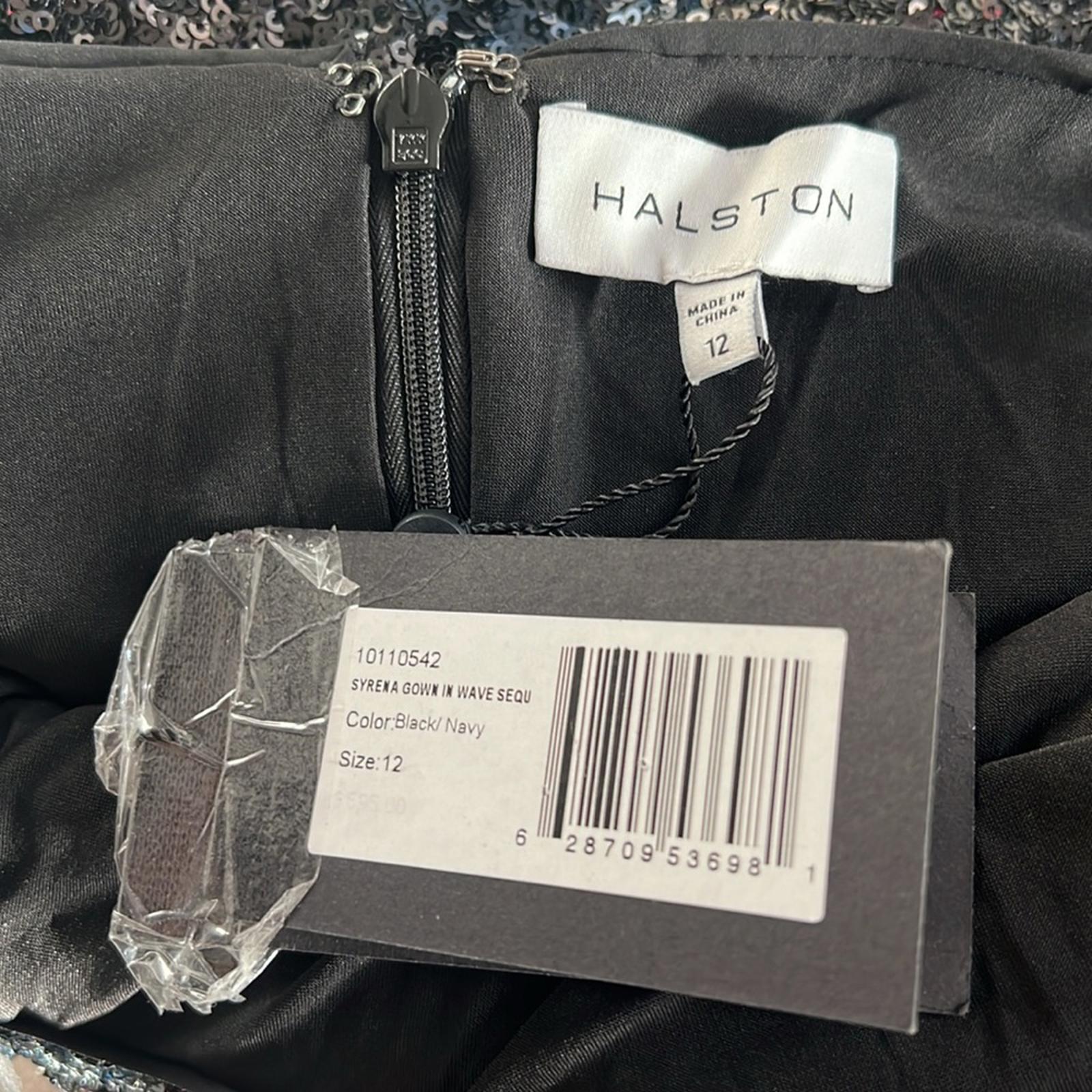 Halston Syrena Gown in Wave Sequined , Black/Navy Size 12 New w/Tag Retail $595