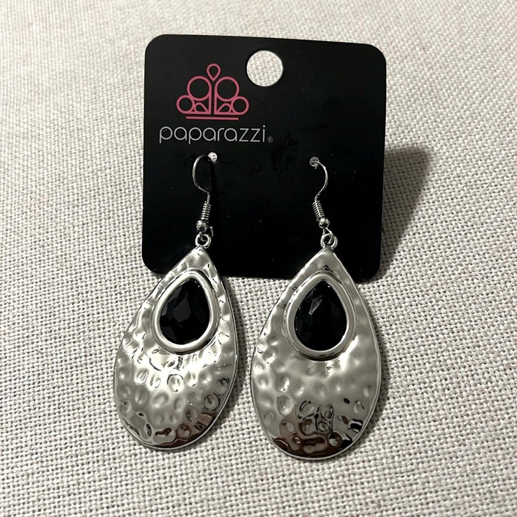 Paparazzi Tranquil Trove Hook Earrings, New w/Tag