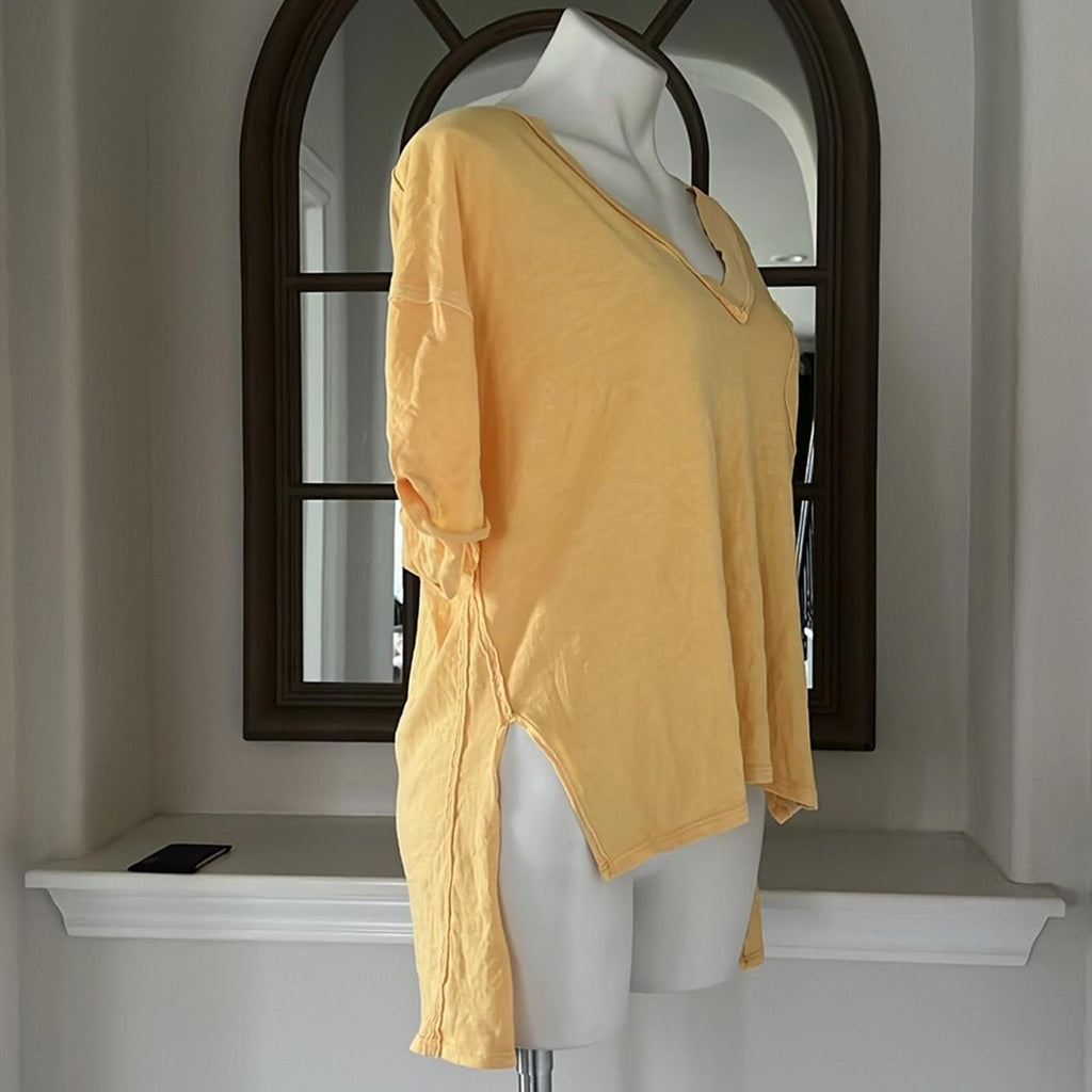 NWT Free People Keep Me V-Neck Cotton T-Shirt, Peach Sunrise Size XS New w/Tag