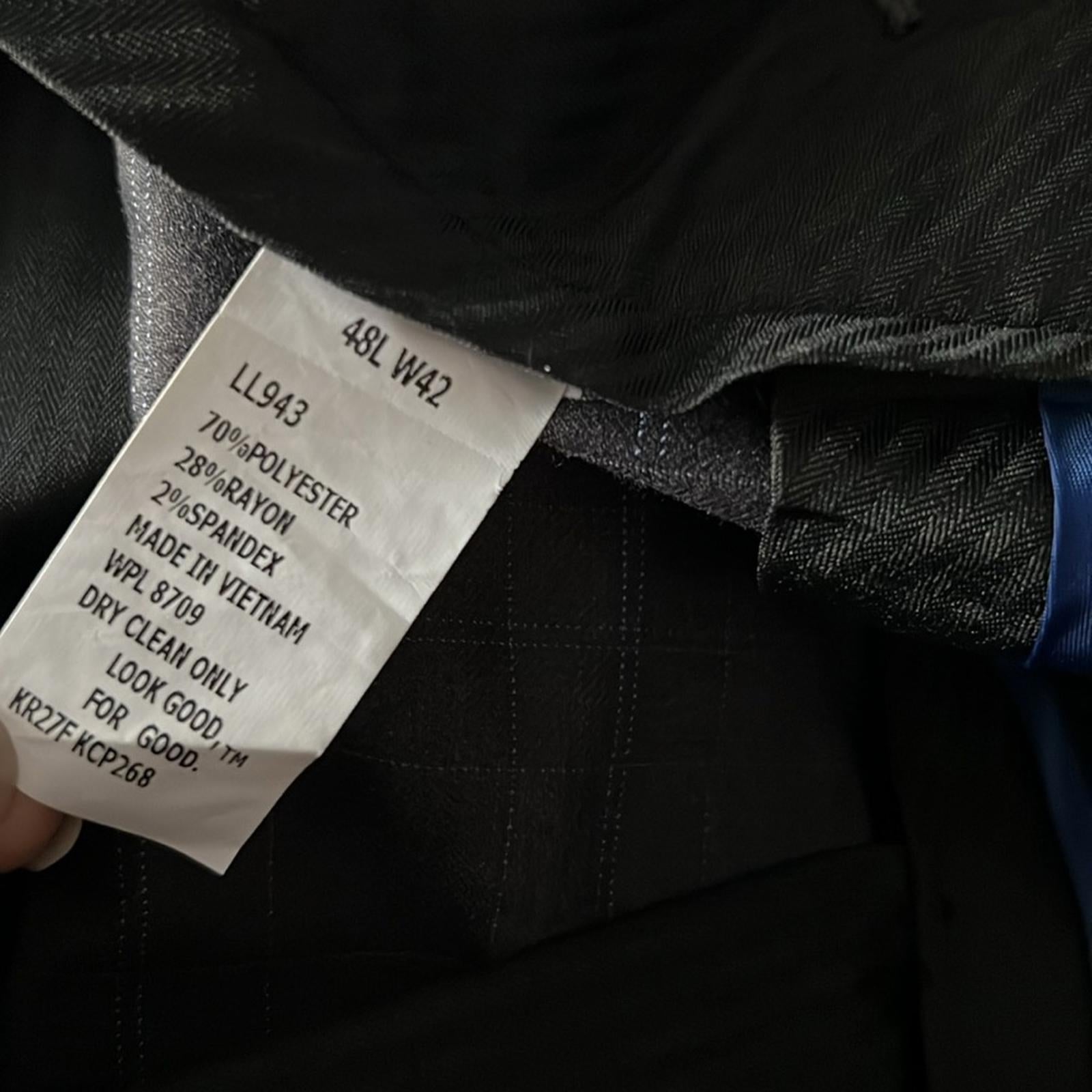 Reaction Kenneth Cole Techni-Cole Charcoal Dress Pants, Size 42W 32L New w/Tag
