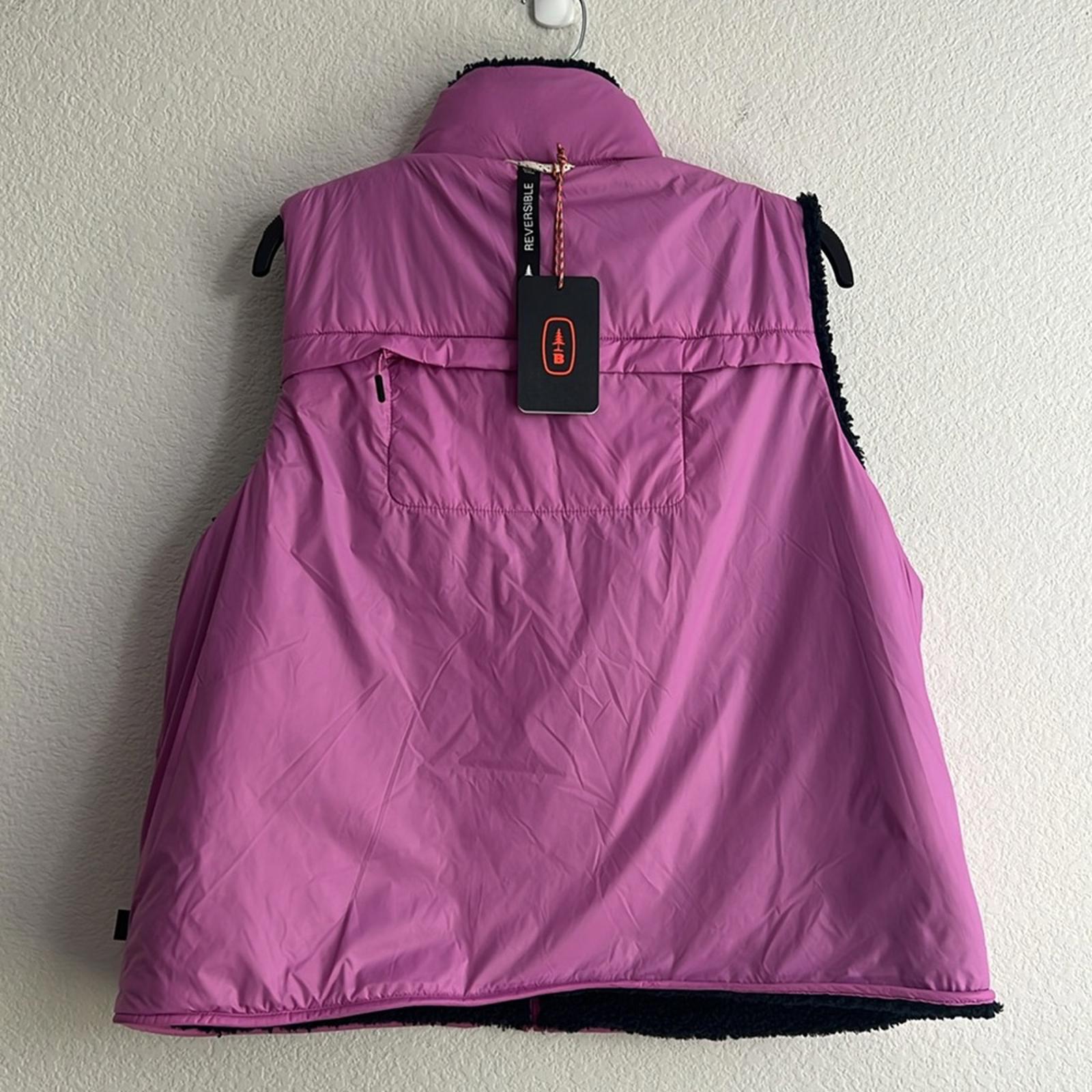 Bass Outdoor Reversible Zip-Front Vest Navy Blazer/Spring Crocus, NWT, Size XL