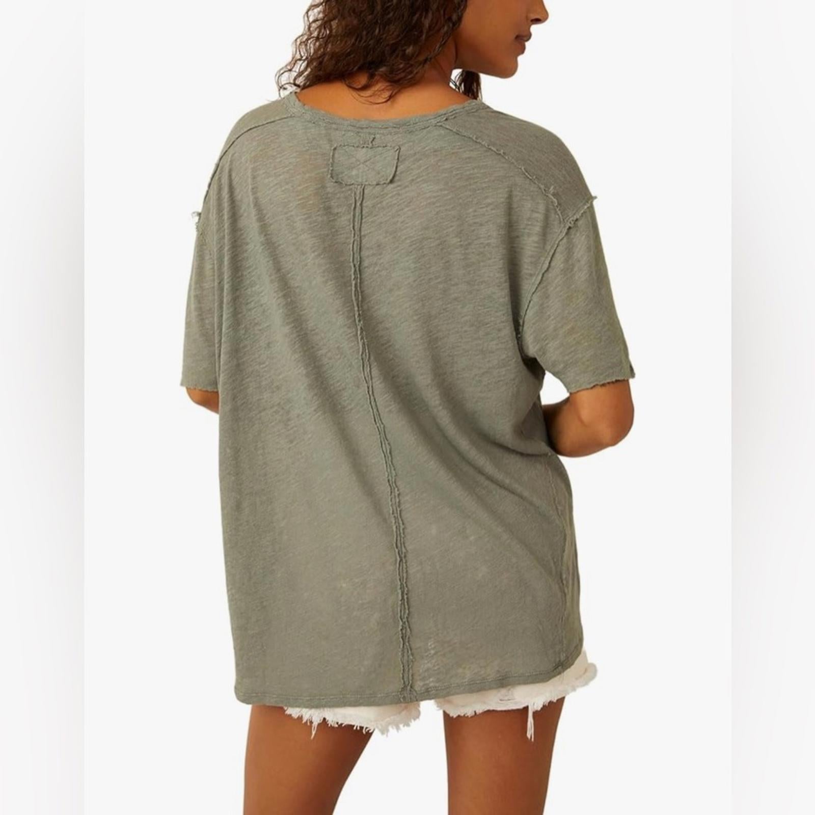 Free People Slouchy V-neck T-shirt in Khaki, Size M NEW w/Tag