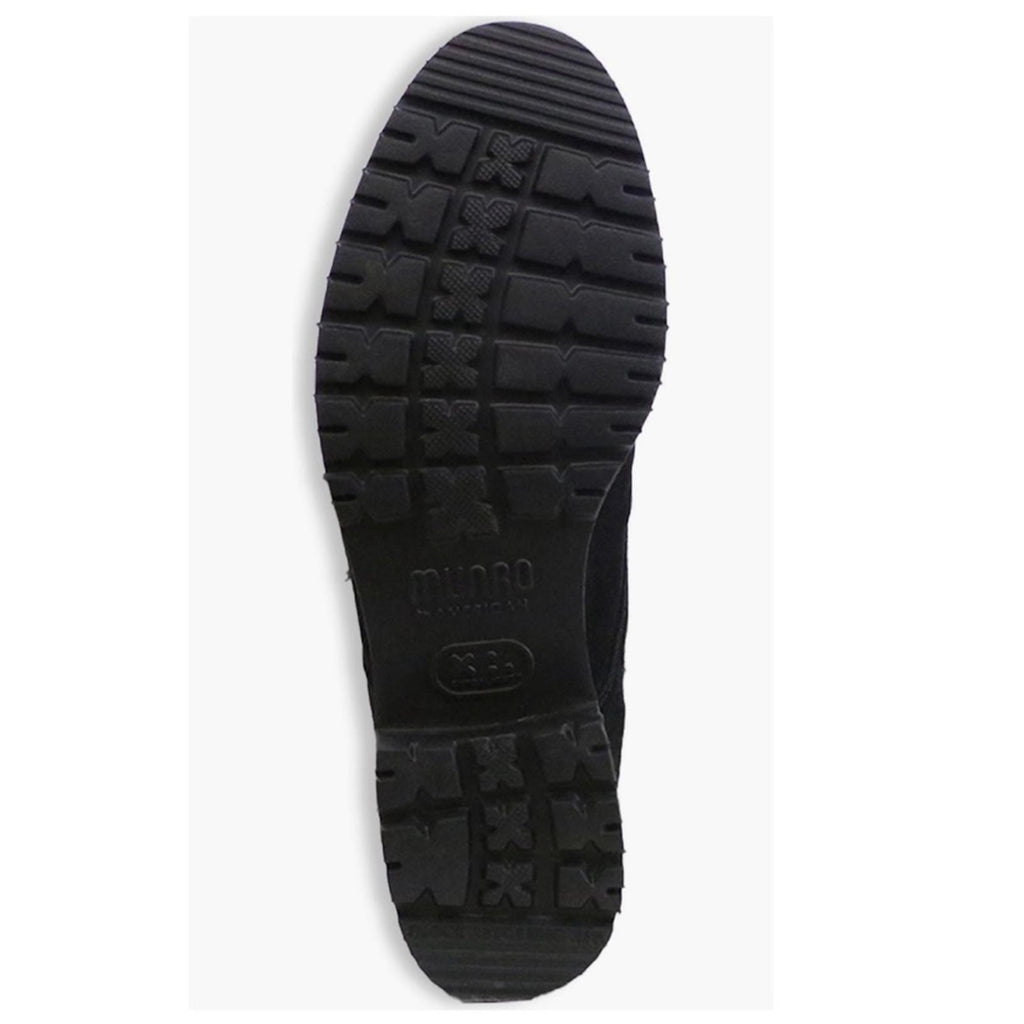 Munro Finnley Water Resistant Booties in Black, Size 8.5 New in Box