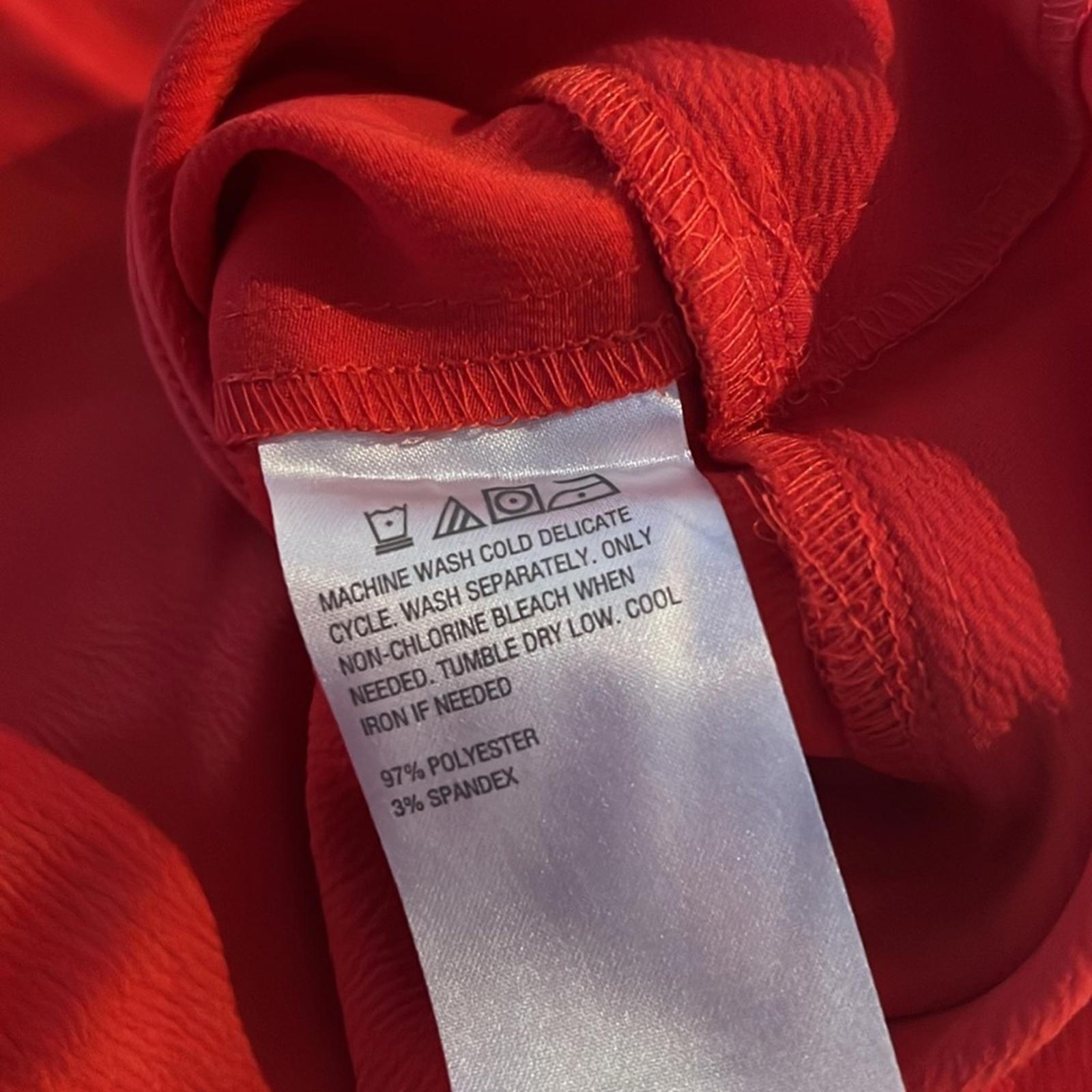New IMAN Sleeveless Tiered Blouse in Red, Size S New w/Tag in Packaging