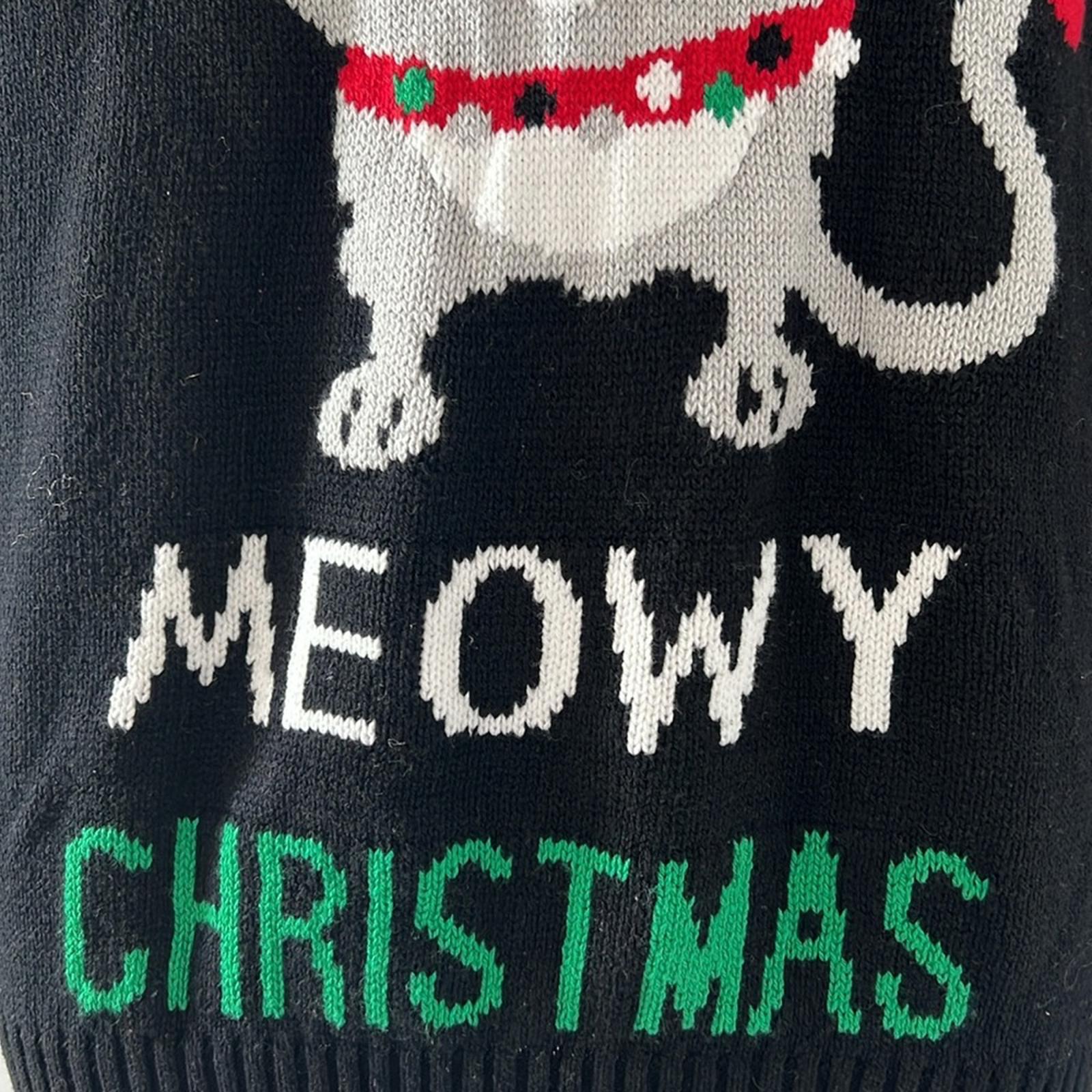 Imagin8 Meowy Christmas Crewneck Sweater in Black, Size M EXCELLENT!
