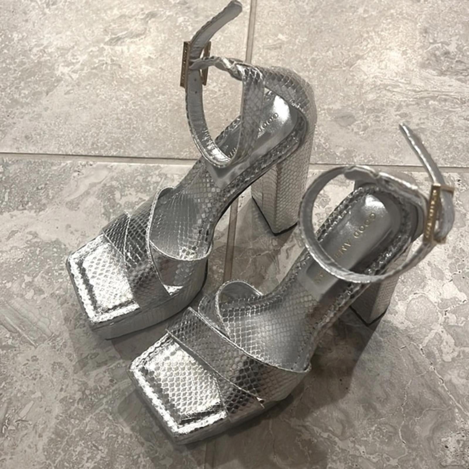 Good American Snake Embossed Platform High Heel Sandals in Silver, 6.5 NWT $185