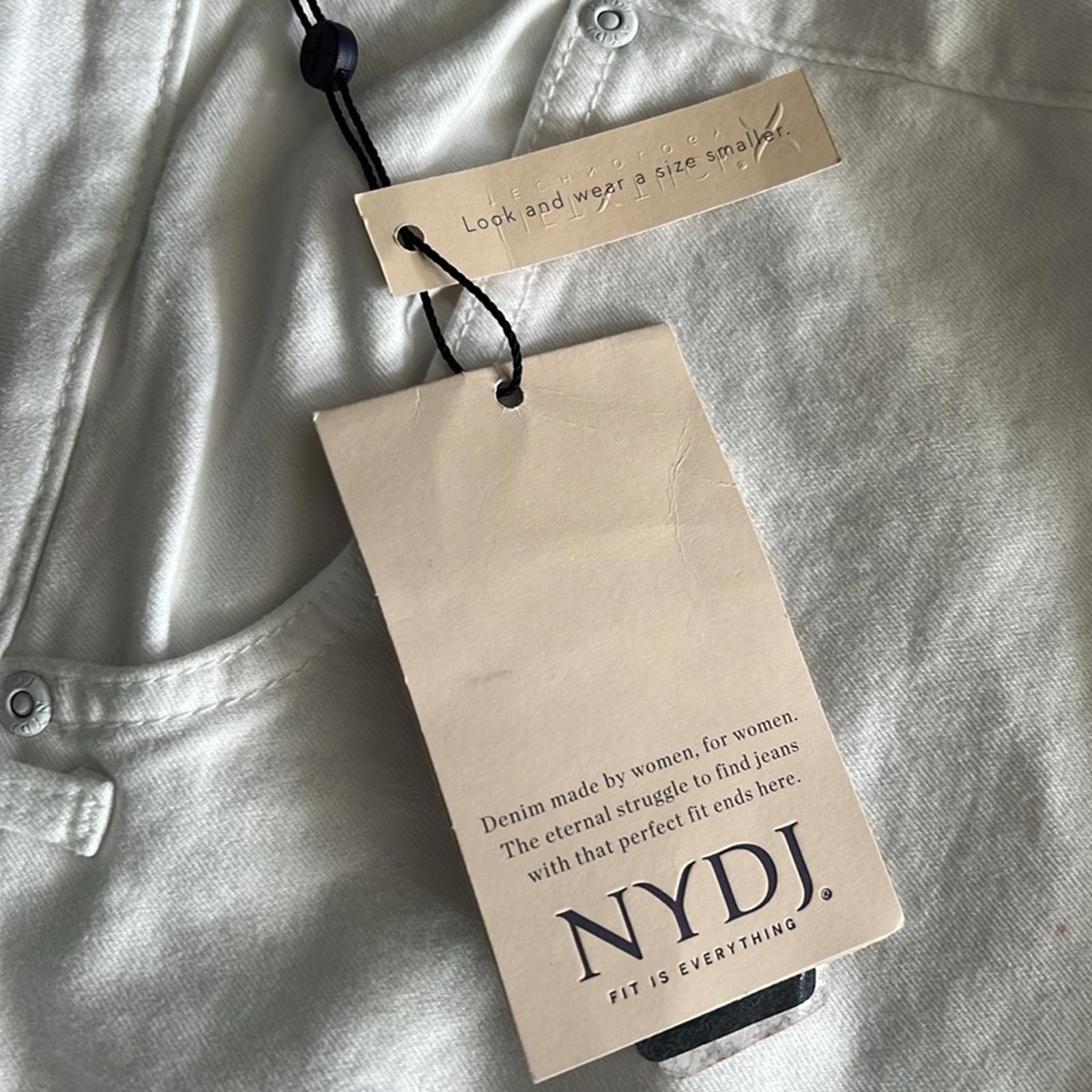 NYDJ Teresa High Waist Fray Hem Wide Leg Jeans, in White Size 16, New w/Tag
