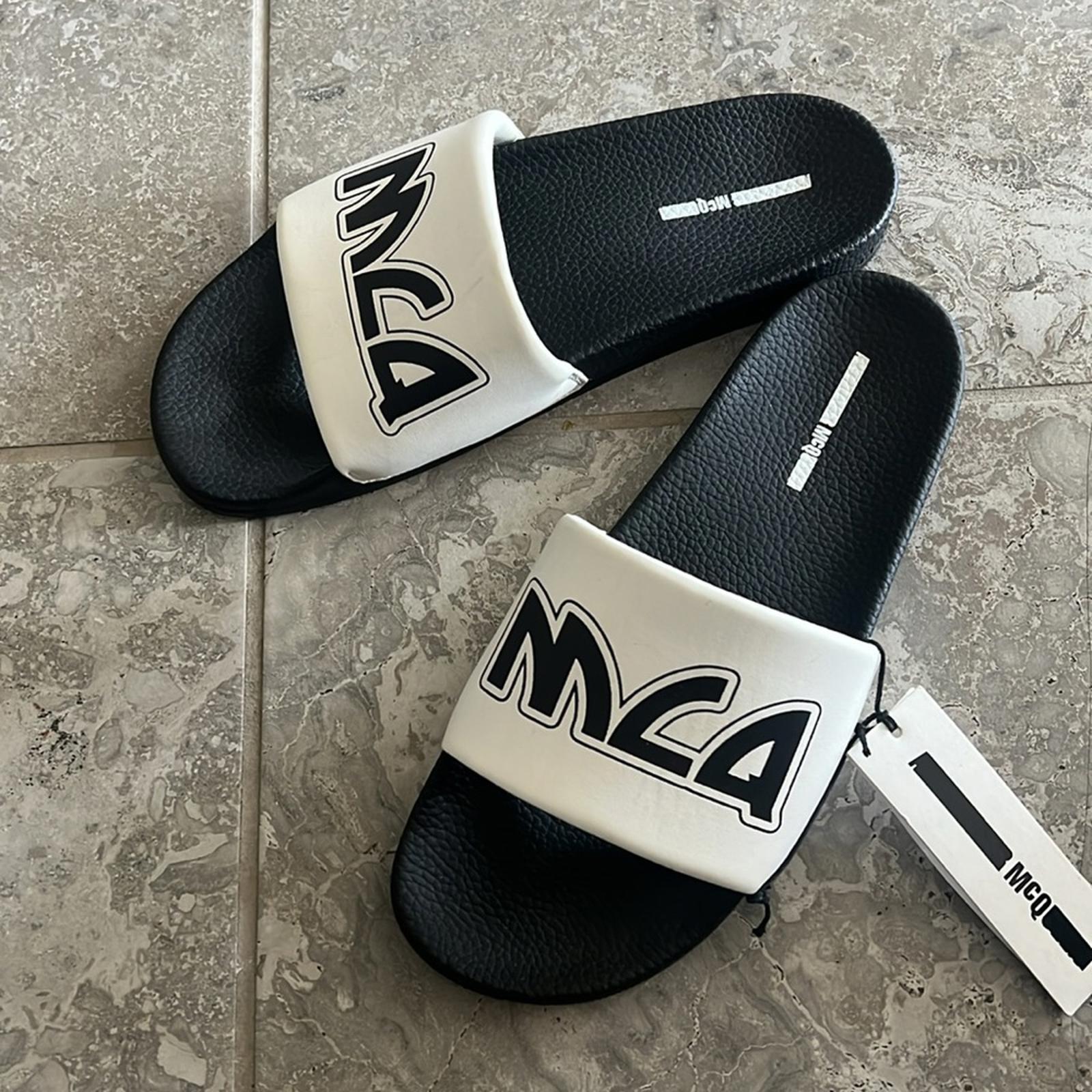 MCQ Alexander McQueen Logo Pool Slide Sandals in White, NWT, EU Size 45