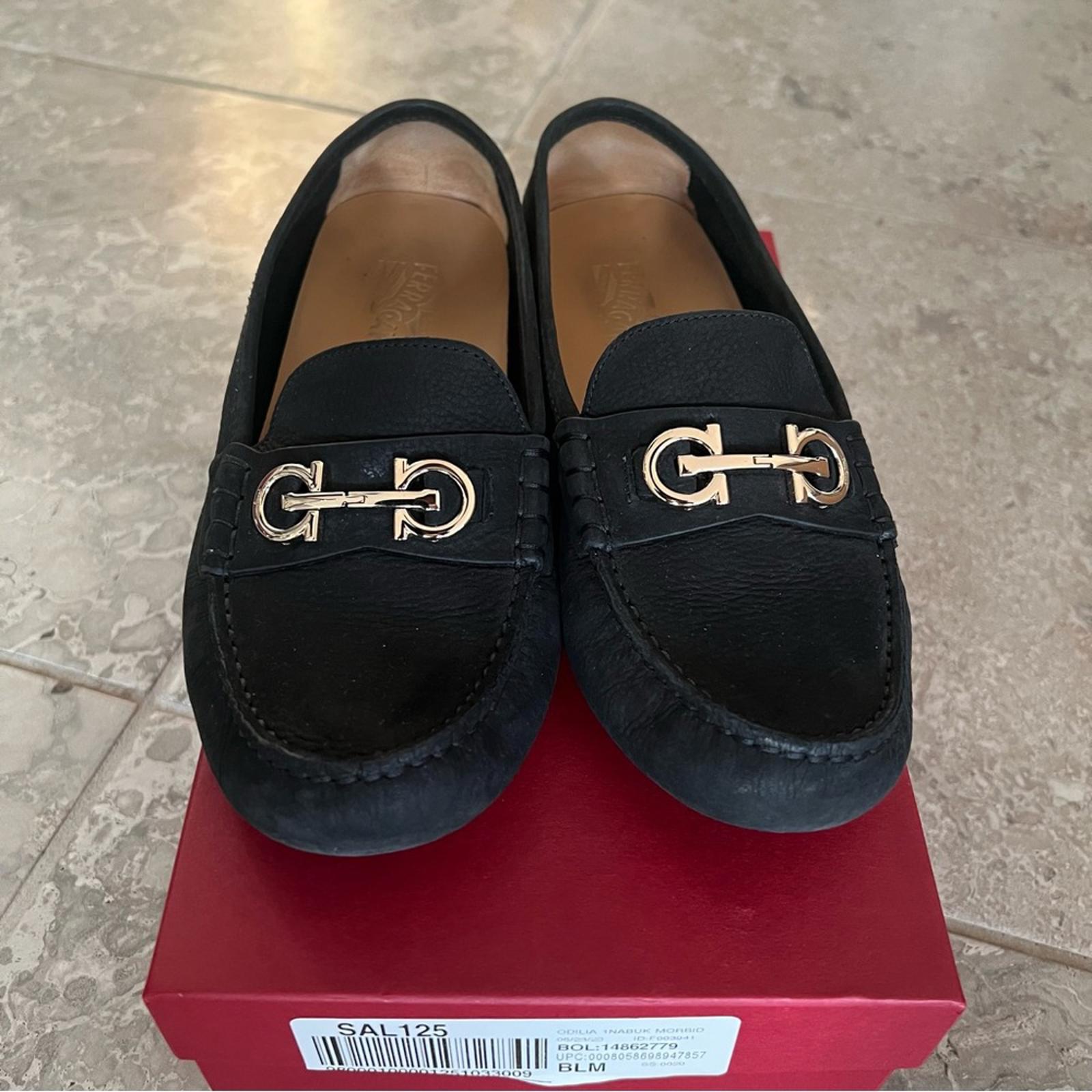 Salvatore Ferragamo Odilia Nubuck Driving Loafers, Black Size 8 EXCELLENT!