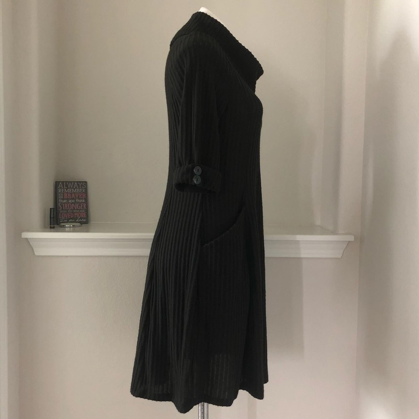 Robbie Bee’s Signature Ribbed Sweater Dress in Black, Size M New w/Tag