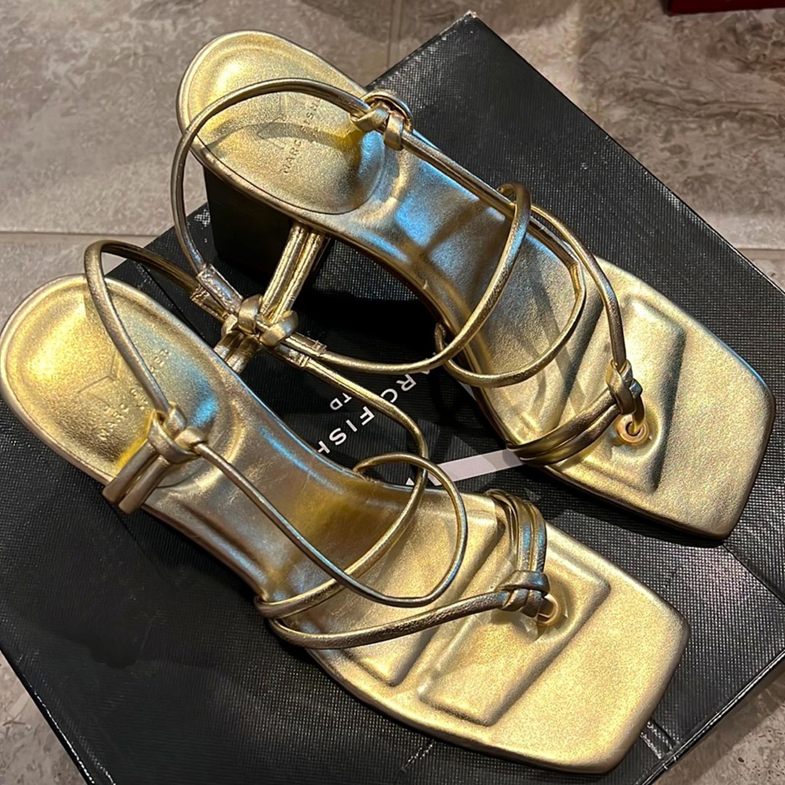 Marc Fisher Giada Thong High Heel Sandals in Gold, NWT, Size 9