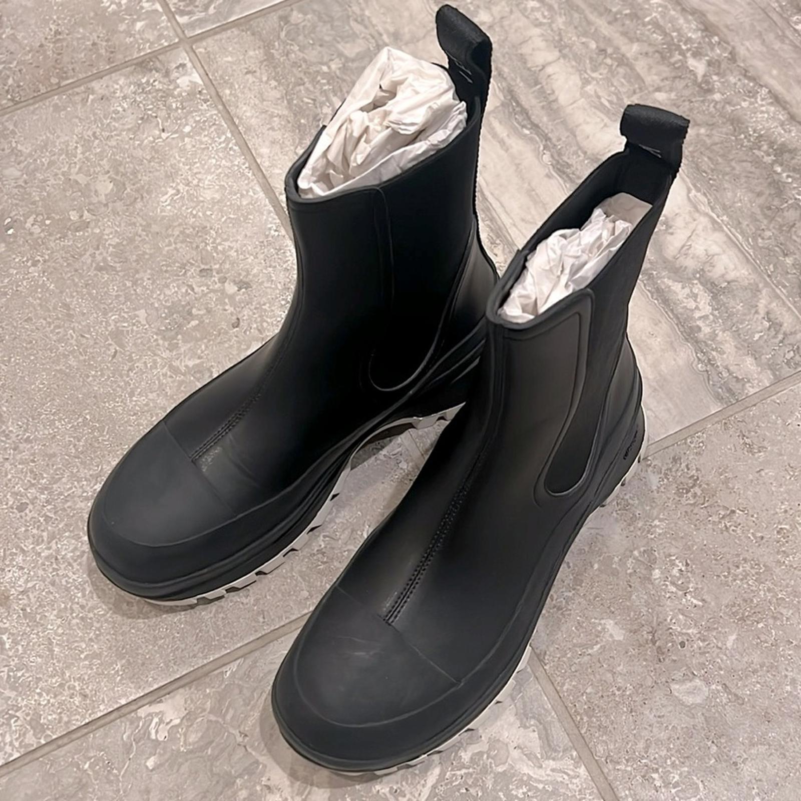 Stella McCartney Trace Chelsea Boots w/Logo Black, Size 40 New