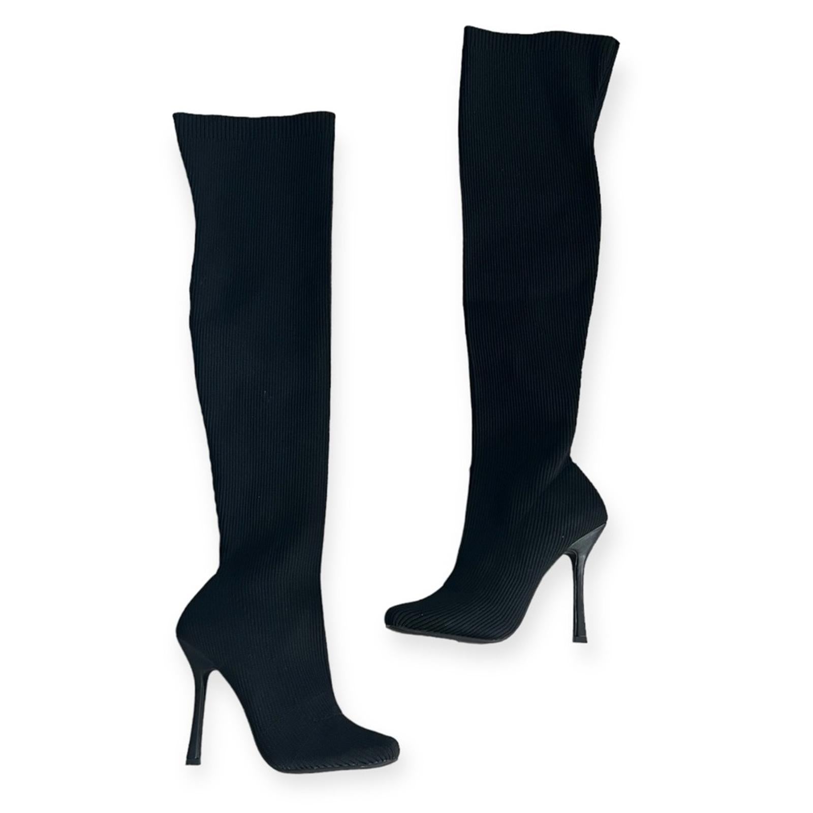 Dolls Kill Public Desire Bubbles Knitted Knee High Boots, Size 10 NEW (Sold Out)