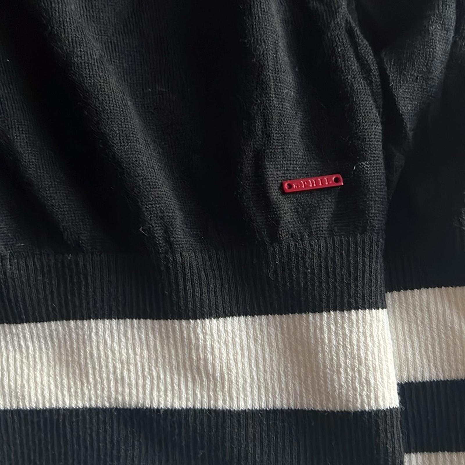n:Philanthropy Sweatshirt in Black & White EXCELLENT!