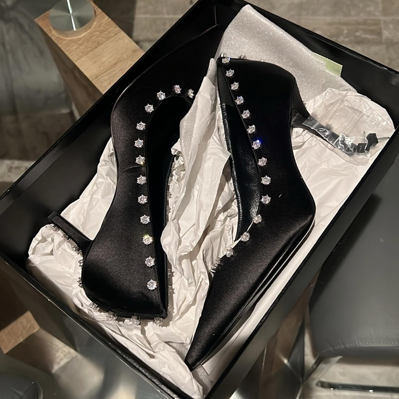 Alexander Wang Delphine 85 Crystal Stud Pump, Black Size 38 New in Box