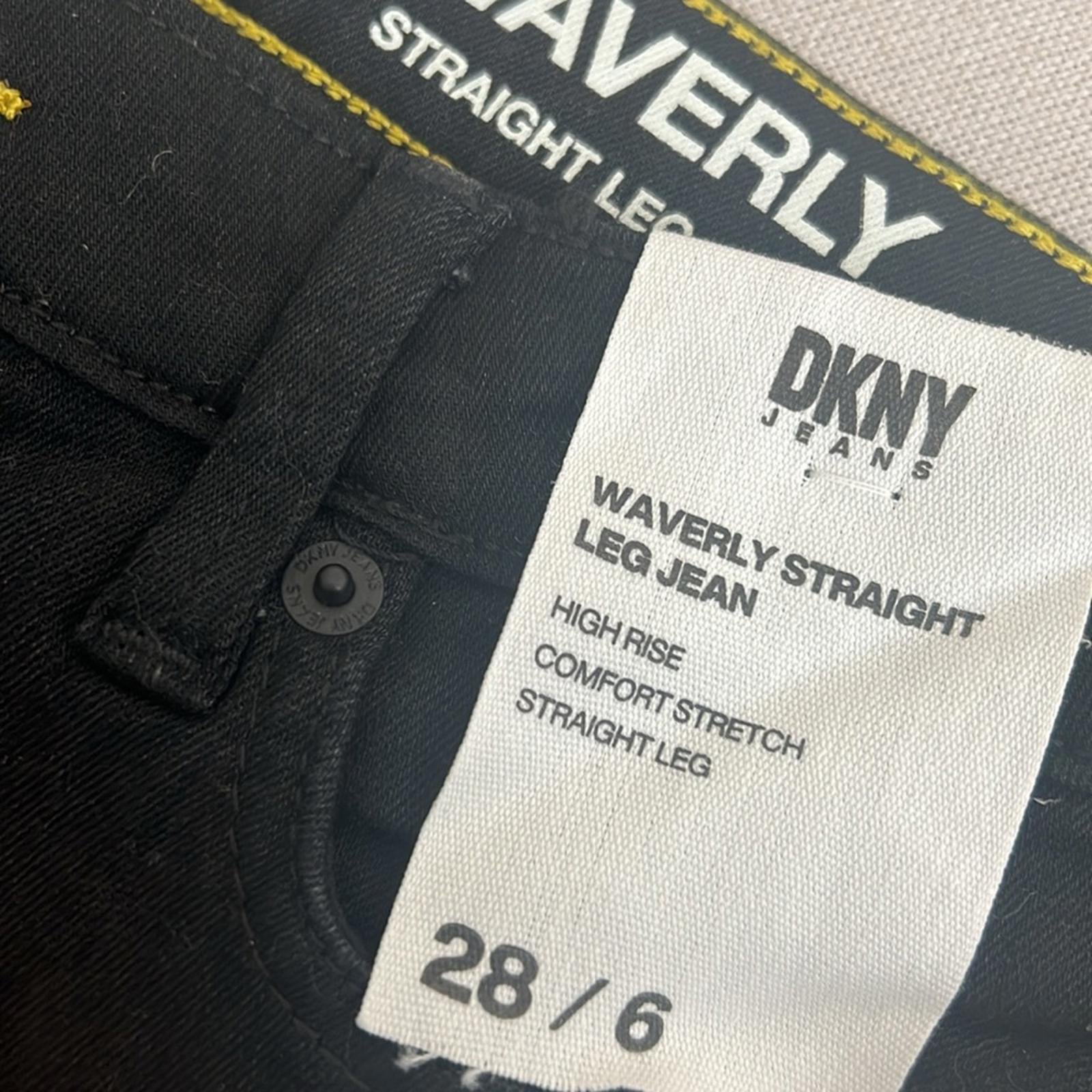 DKNY JEANS Waverly Straight-Leg Jeans, Rinse Black Size 28/6 New w/Tag