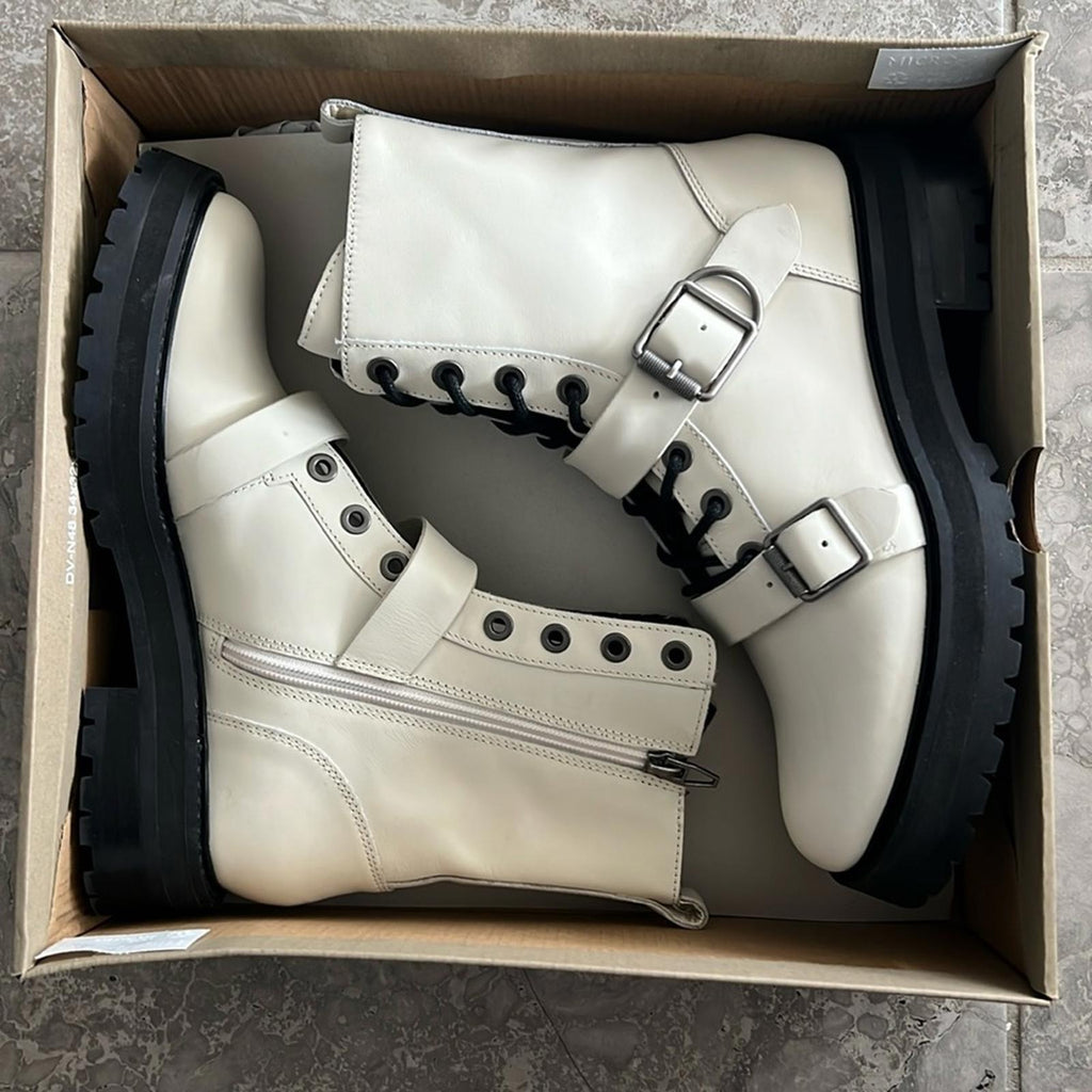 Dolce Vita Ronson Off-White Leather Combat Boots, Size 8 New in Box $200