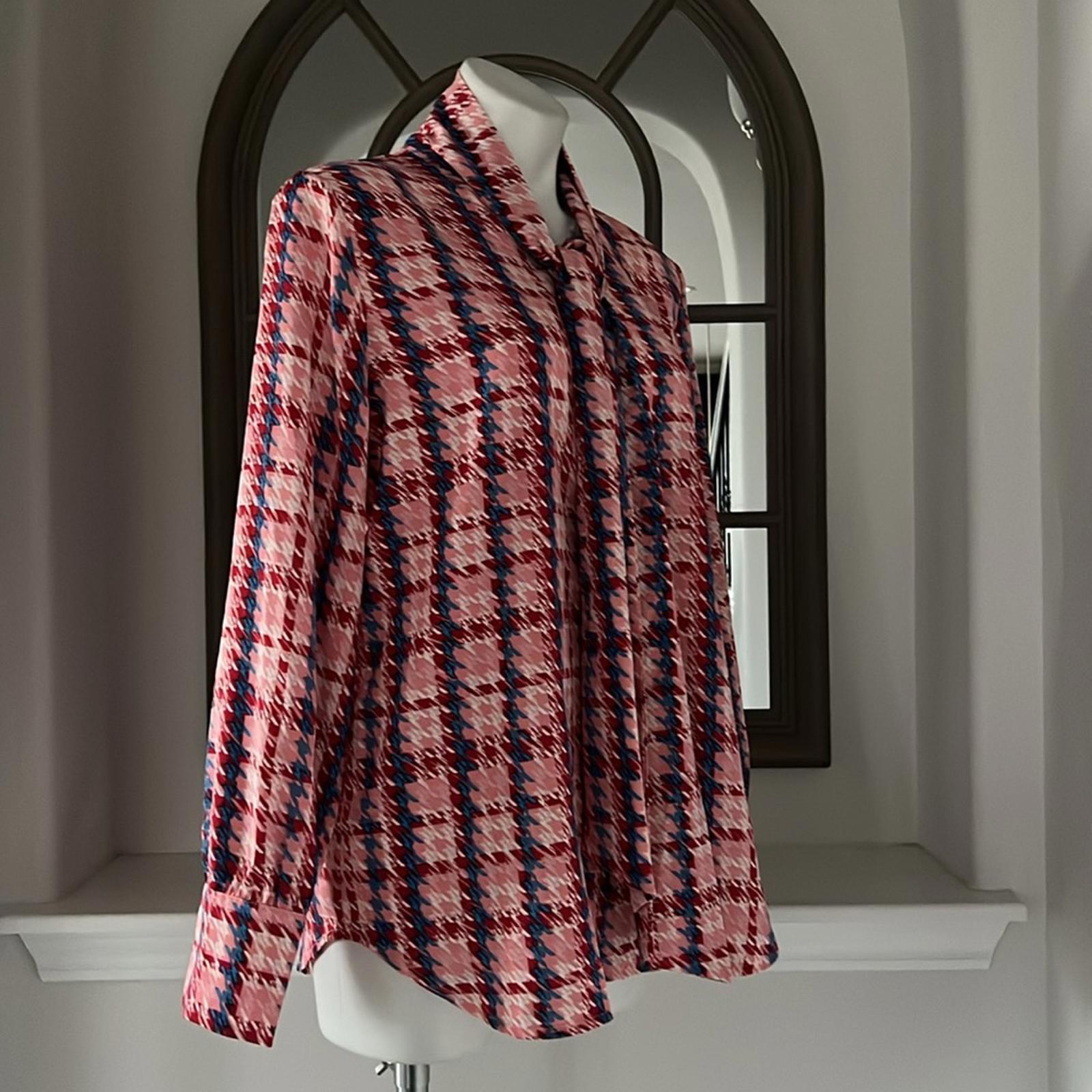 Gracia Aztec Print Long Sleeve Button Down Top, Size L New w/Tag $92