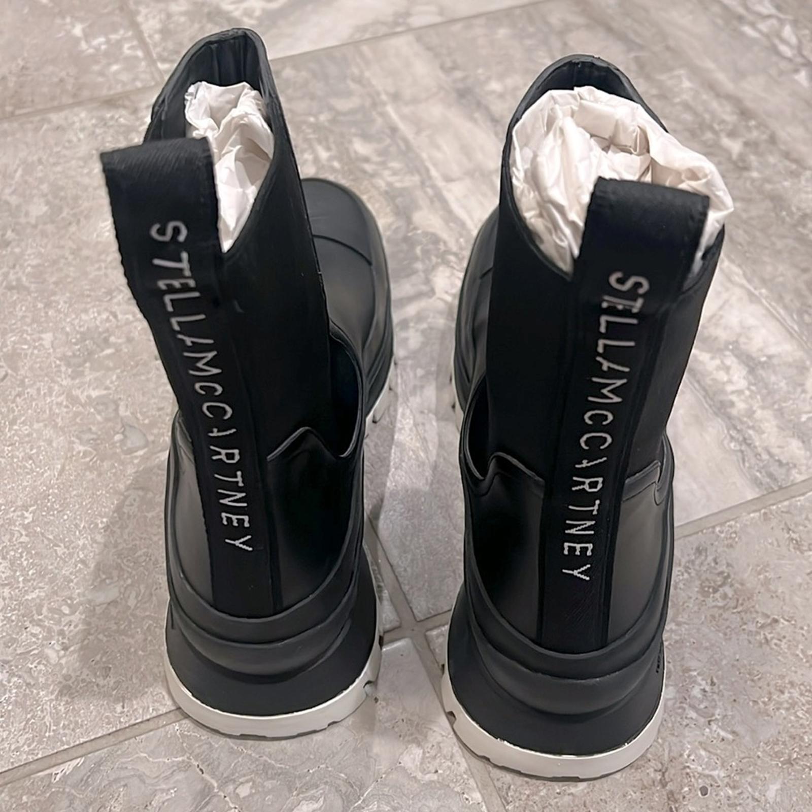 Stella McCartney Trace Chelsea Boots w/Logo Black, Size40 New -Online for Retail