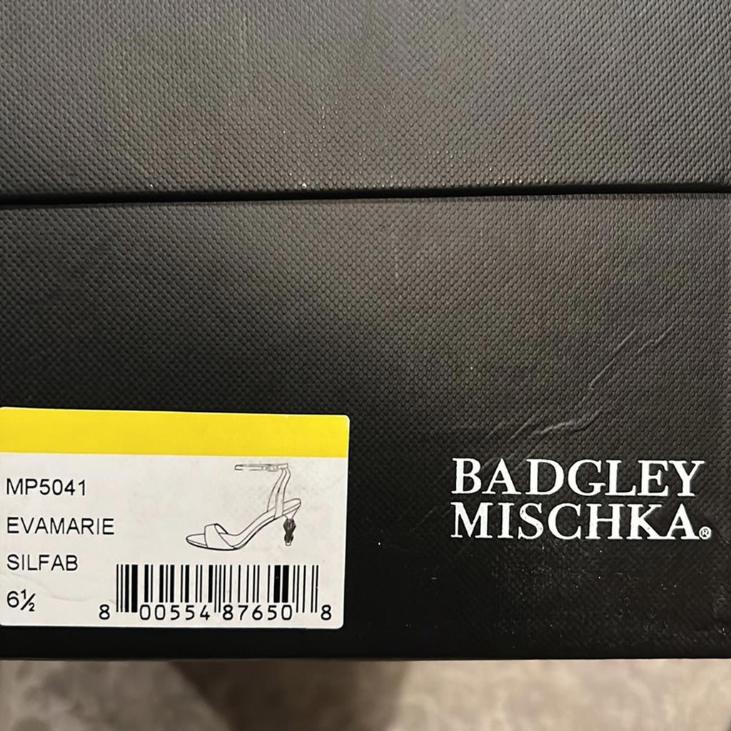 Badgley Mischka Evamarie Crystal Sandal Pumps, Size 6.5M New in Box Retail $215