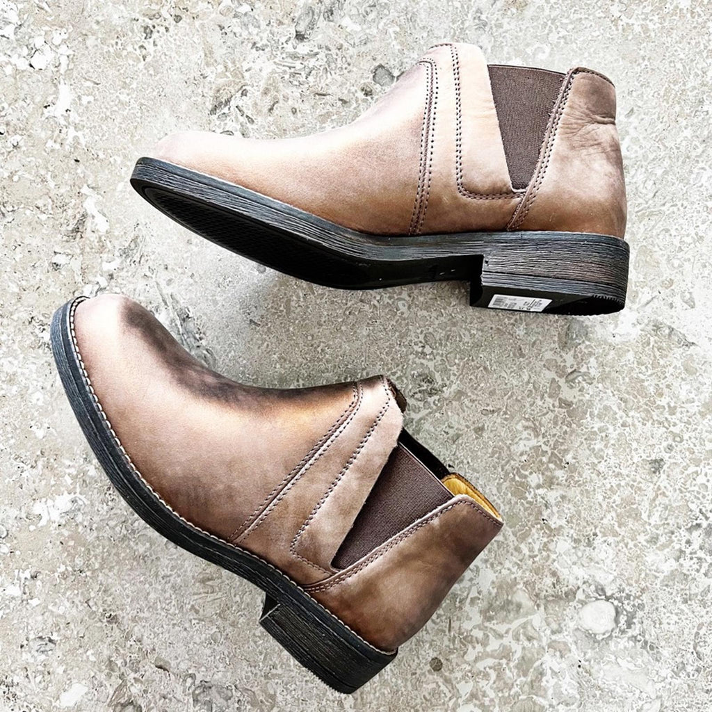NEW Clarks Demi Beat Bronze Metallic Leather Cushion Ankle Boots UK 3, US 5.5