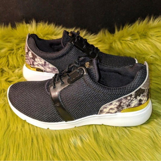 Michael Kors Sneakers Mesh & Leather, Black & White Women’s Size 11.0M