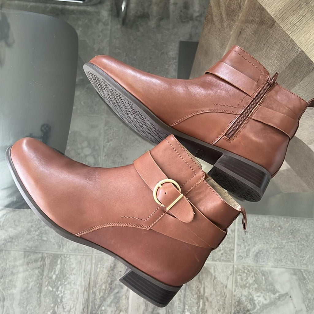 Munro Chestnut Ankle Boots, Size 11.5 New in Box