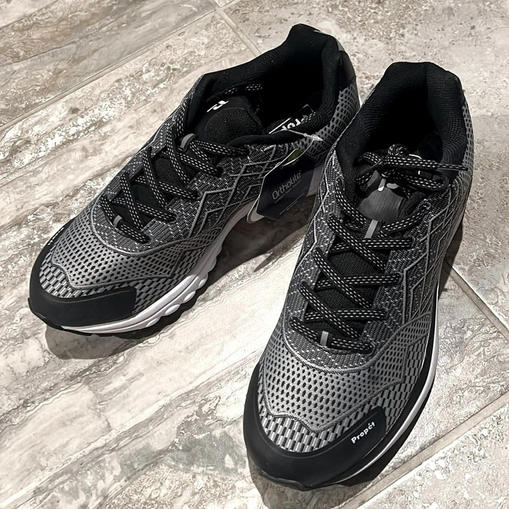 Propet One Walking Shoes Women’s Sneakers Size 13 New in Box