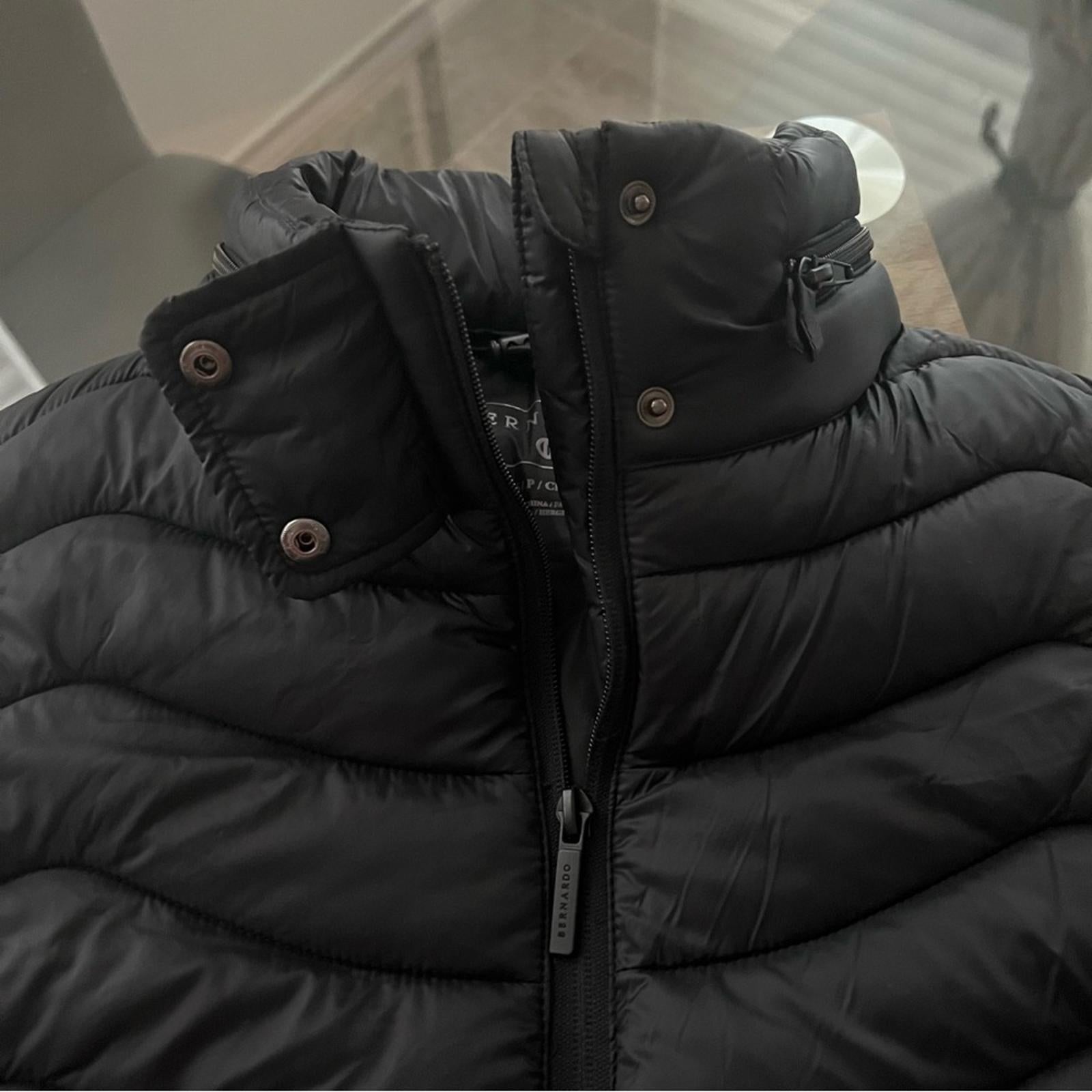 Bernardo Puffer Vest, Black Size S New w/Tag