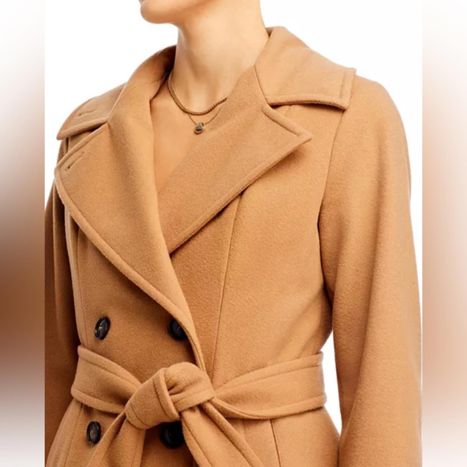 Norwegian Wool Notch Collar Double Breasted Coat, Camel Size XS New w/Tag $1,795
