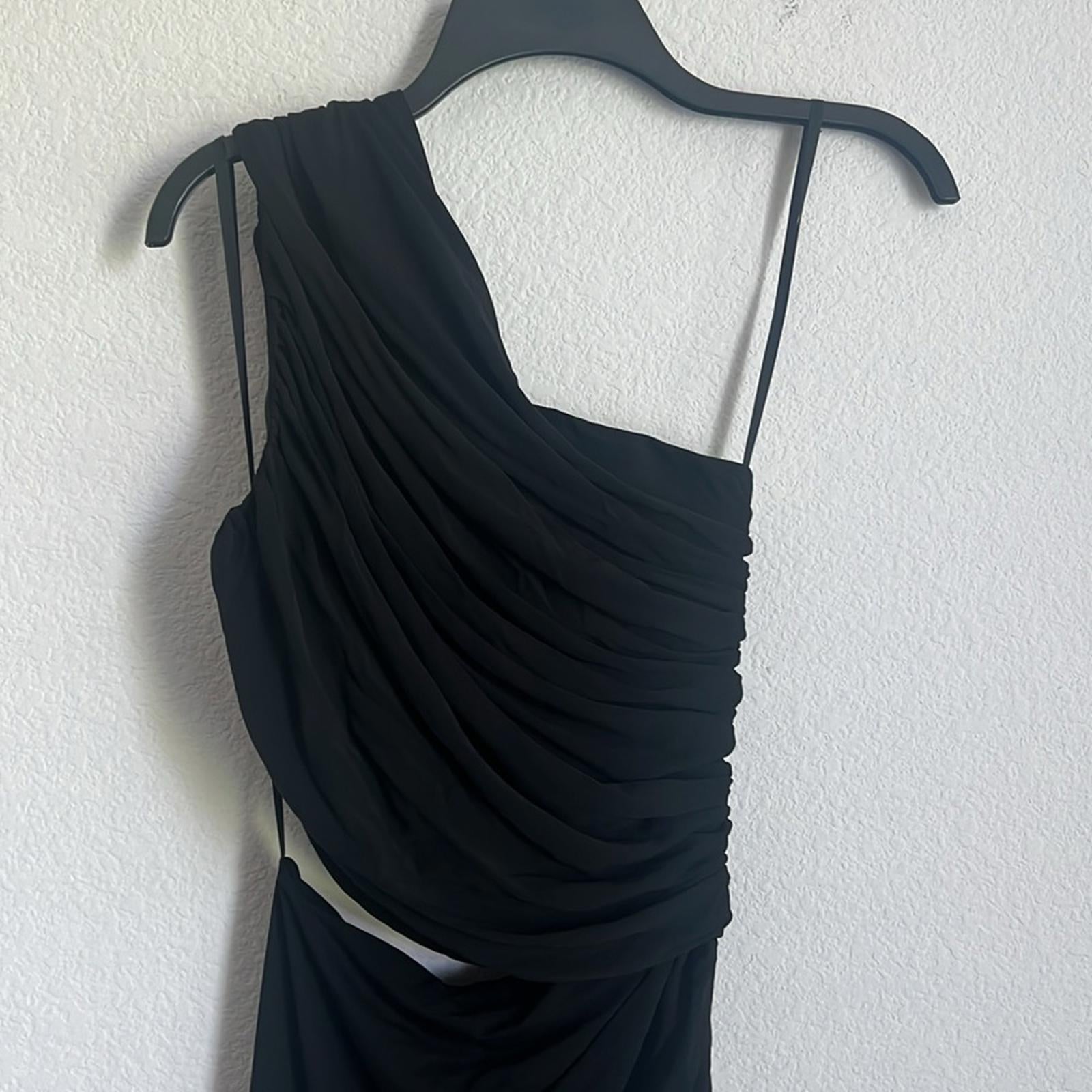 HALSTON Cassidy Ruched Cutout One Shoulder Dress in Black, NWT, Size 6