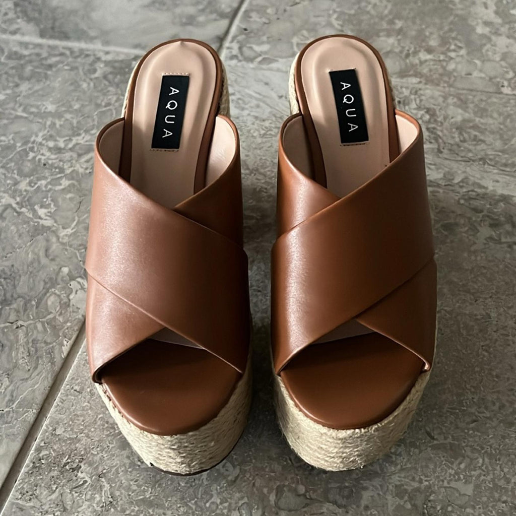 Bloomingdale’s Aqua July Platform Slide Sandals in Cognac, Size 8 New in Box