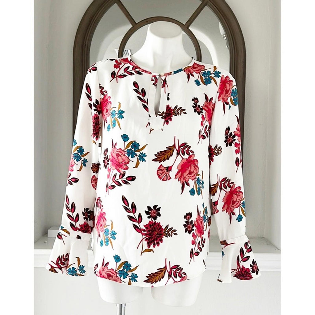 NEW Ann Taylor LOFT White Floral Print Blouse, Keyhole Bell Sleeve Size XS NWOT