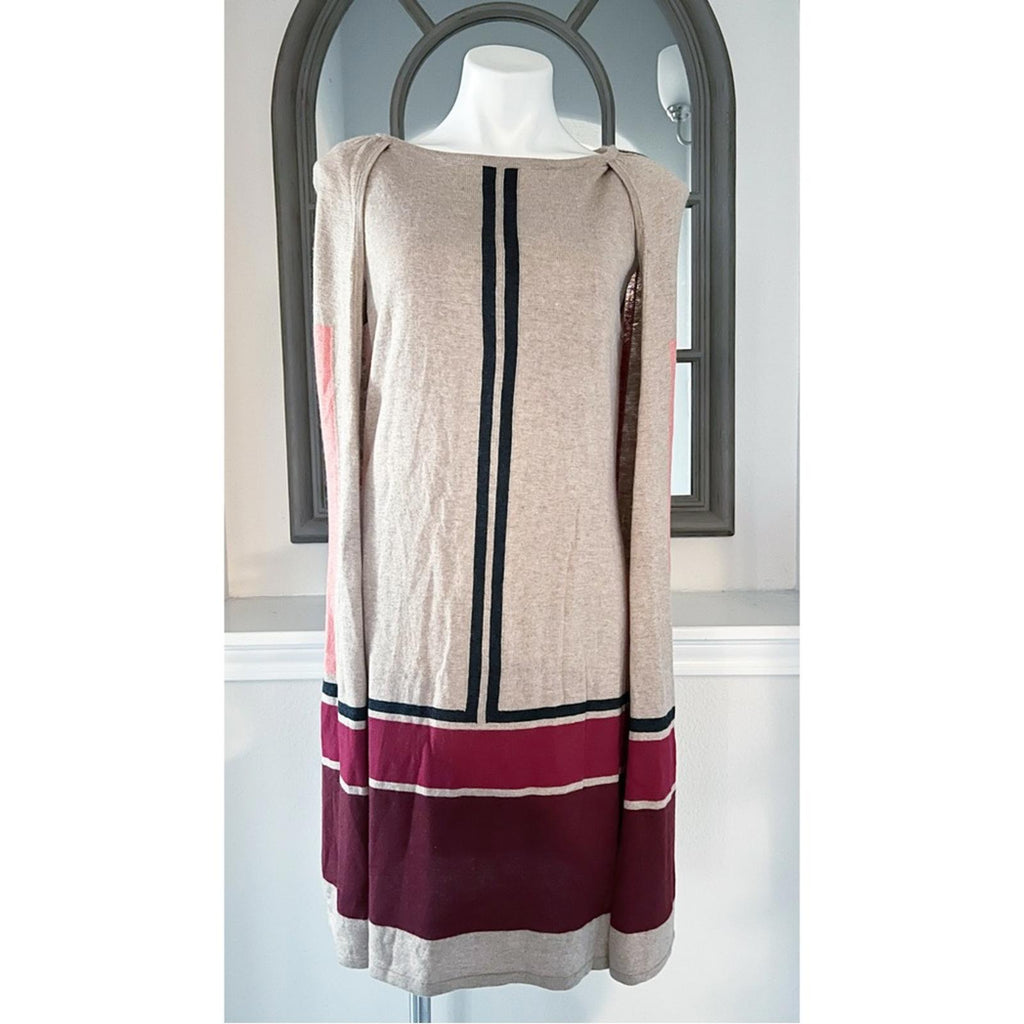NWT Vertigo Claudia Aplaca Wool Blend Cape Dress. Size L New w/Tag Retail $170