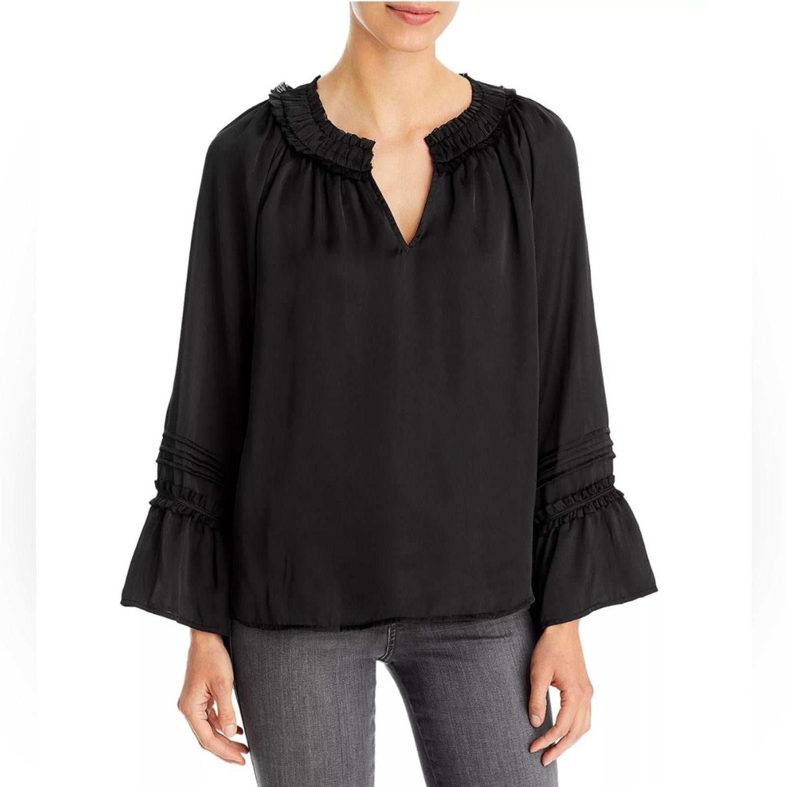NEW Vince Camuto Ruffle Trim Blouse, Black Size XS New w/Tag Retail $89