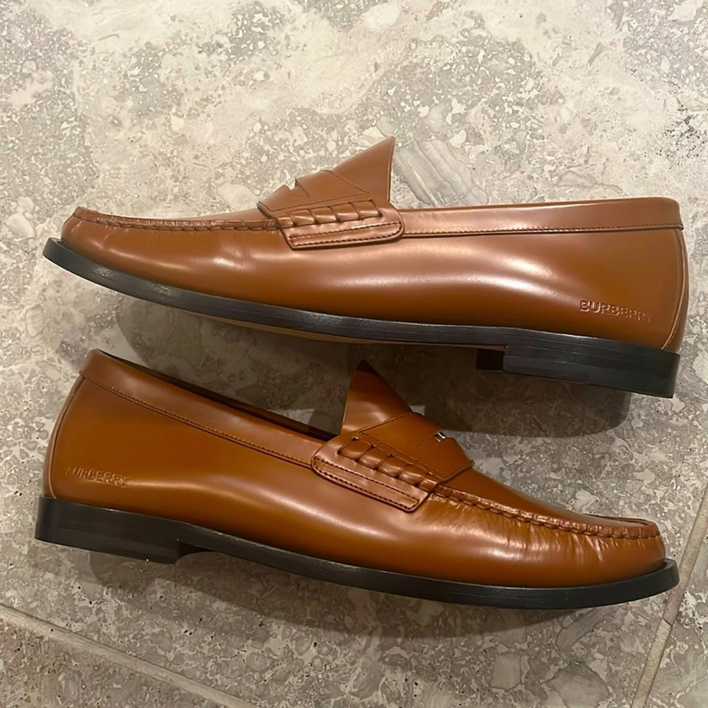 Burberry Brown Coin Loafers in Warm Oak Brown, Size EU42 UK8 US9 New w/Dust Bag