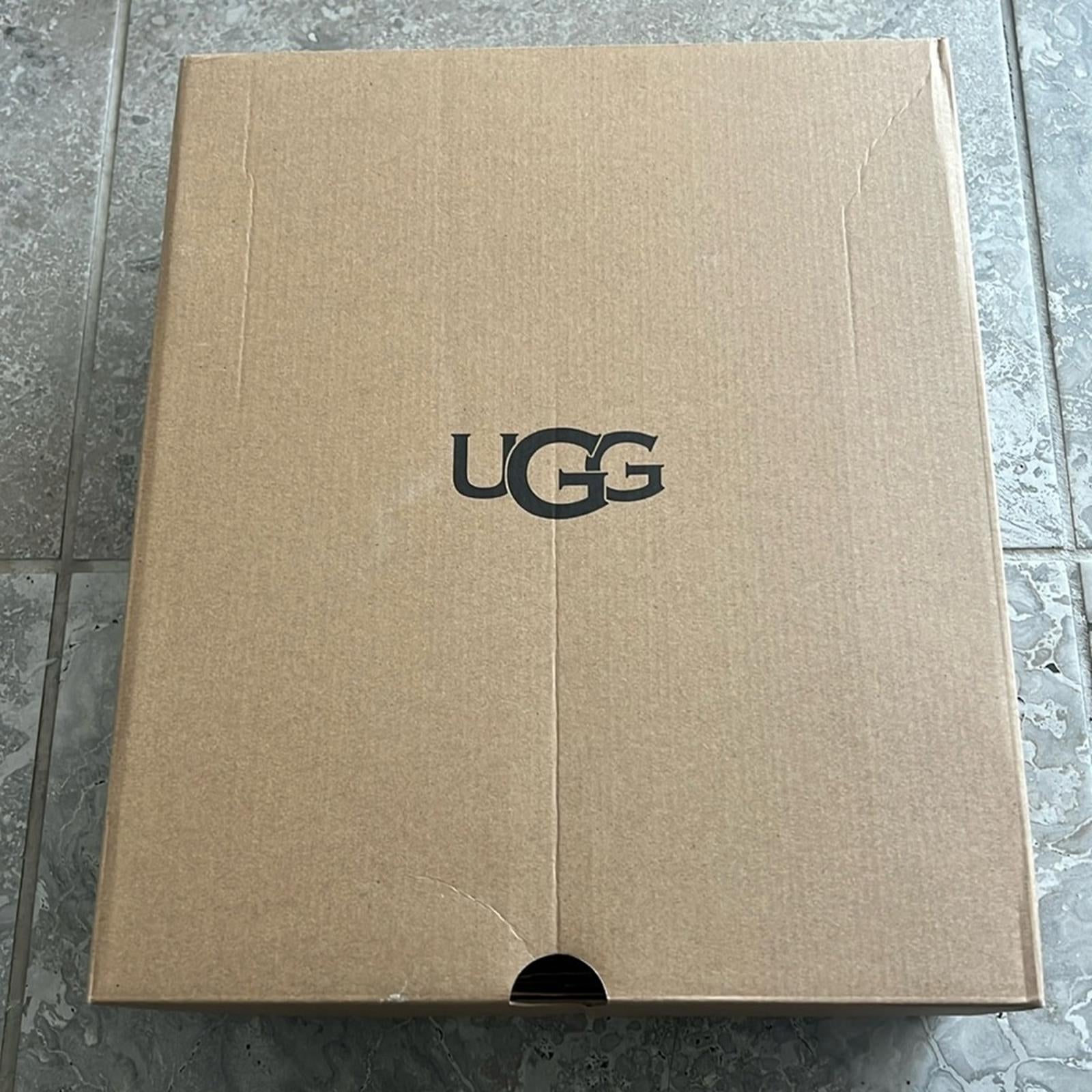 UGG Michelle BLACK Pull-On Suede Fur Lined Boots, Size EU40/ US9 NWT S/N 1013462