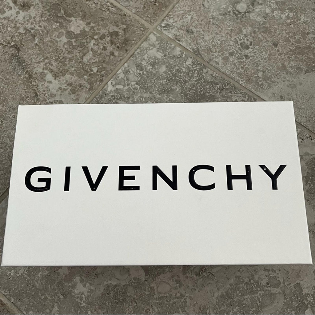 Givenchy Elba Slippers, 100% Lamb Leather Mules in Burgundy, Size 36 New in Box