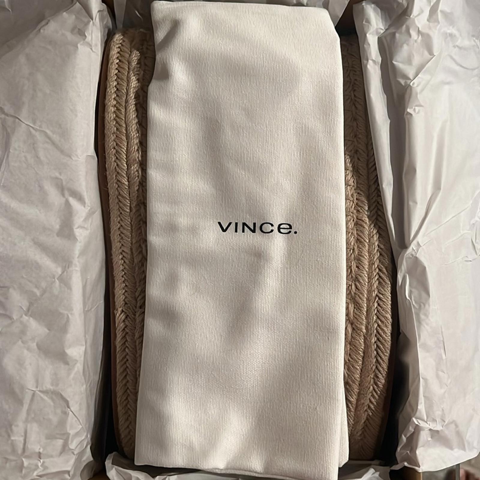 Vince Women's Ulla Slip On Espadrille Flats/ Mules, Off White Size 11 New in Box