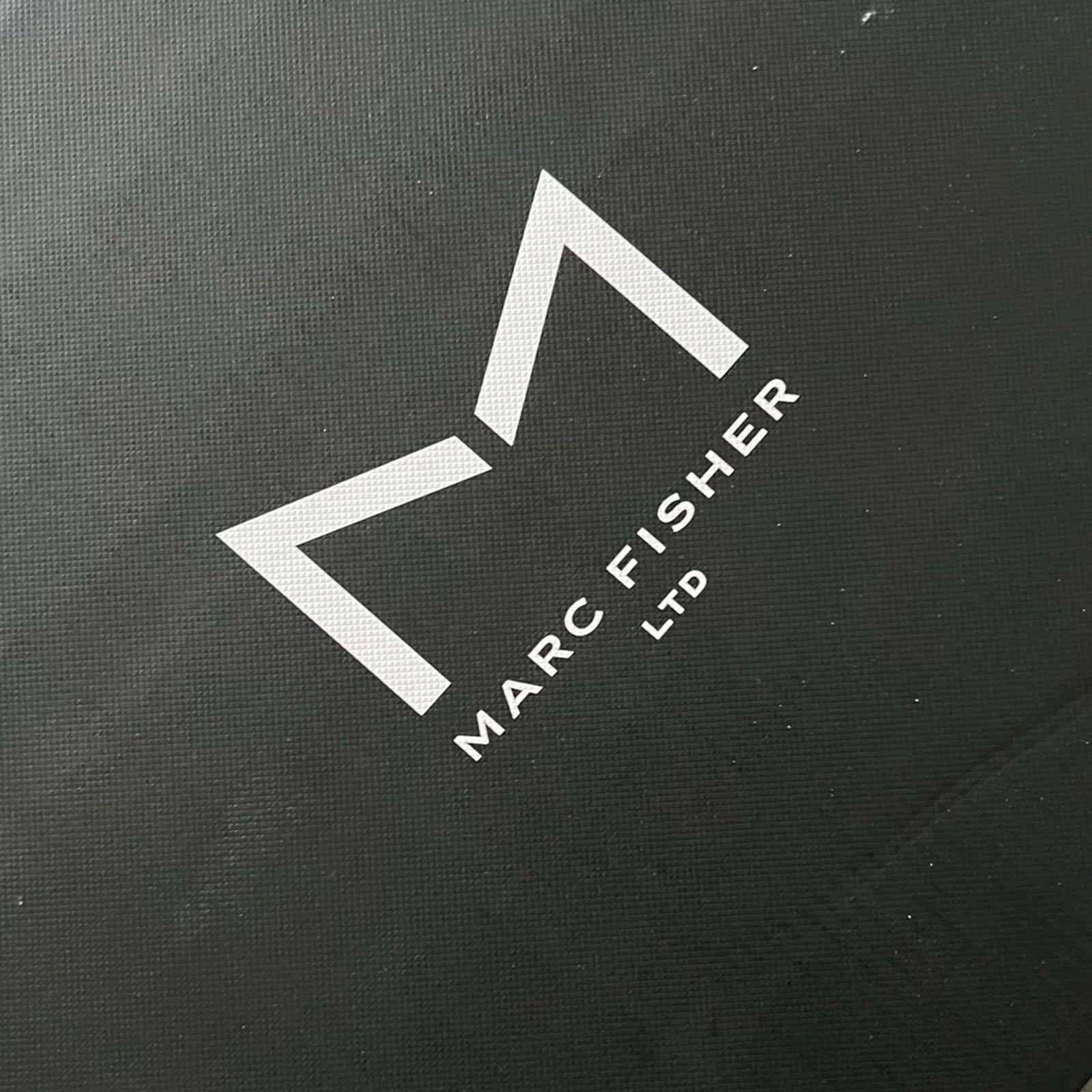 NEW Marc Fisher Lugsole Boots in Medium Natural Brown, Size 9 New in Box