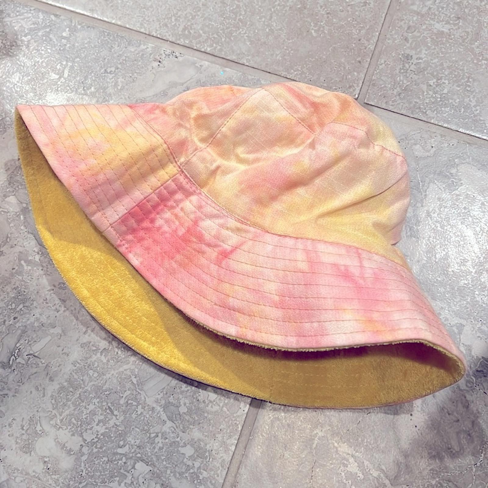 NEW Jenni Reversible Terry Cloth Hat, Pink Yellow One Size New w/Tag